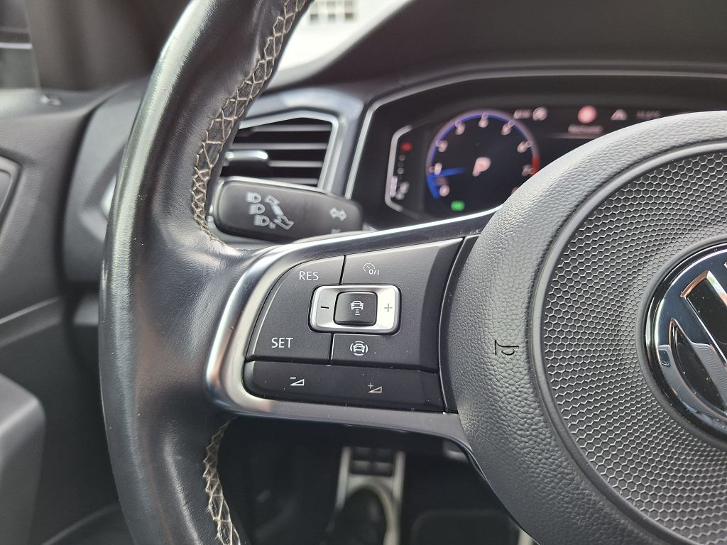 VW T-Roc 2.0 TSI Sport DSG 4Motion-image-17