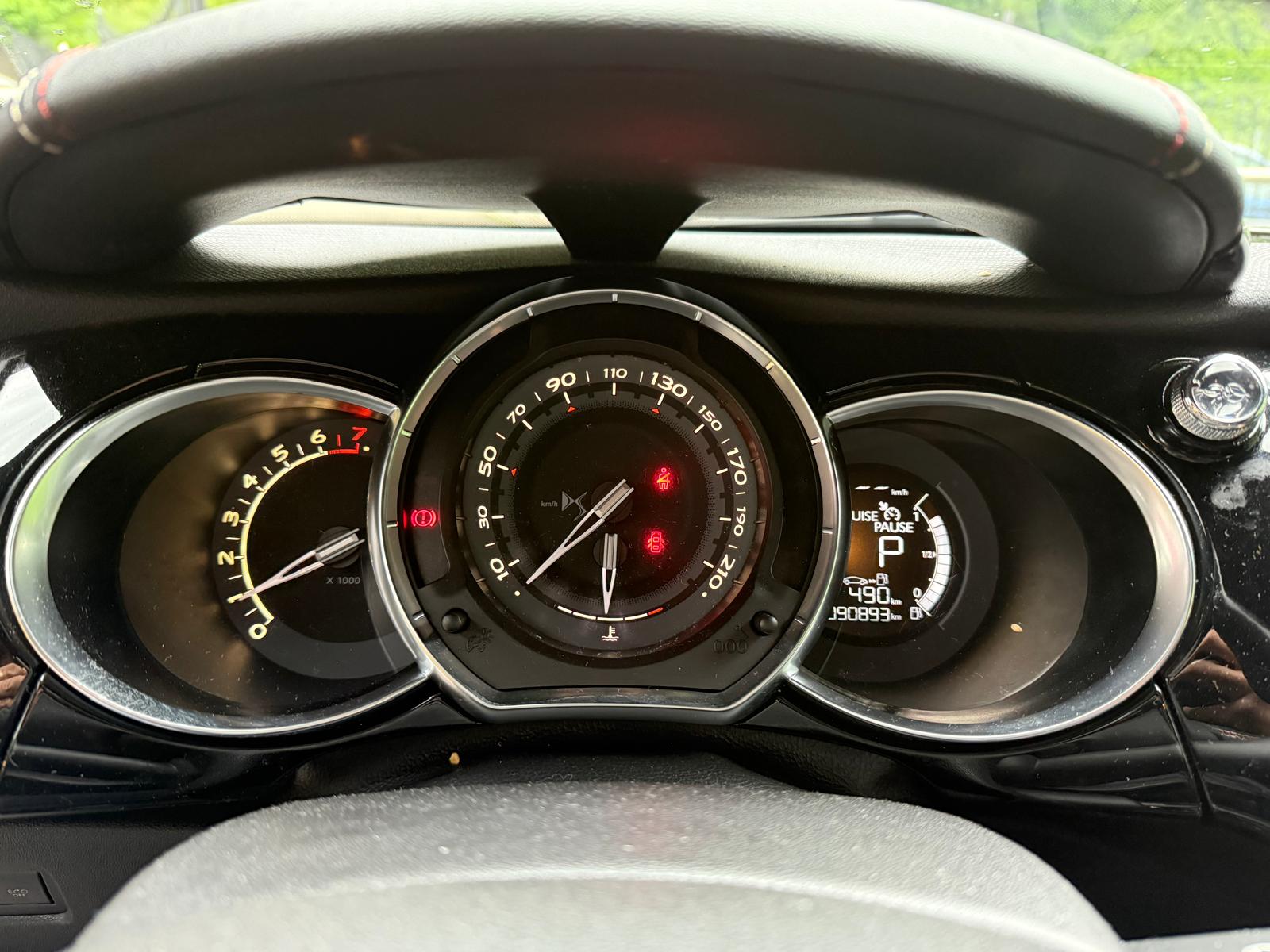DS AUTOMOBILES DS 3 1.2 PureTech Performance Line EAT6-image-9