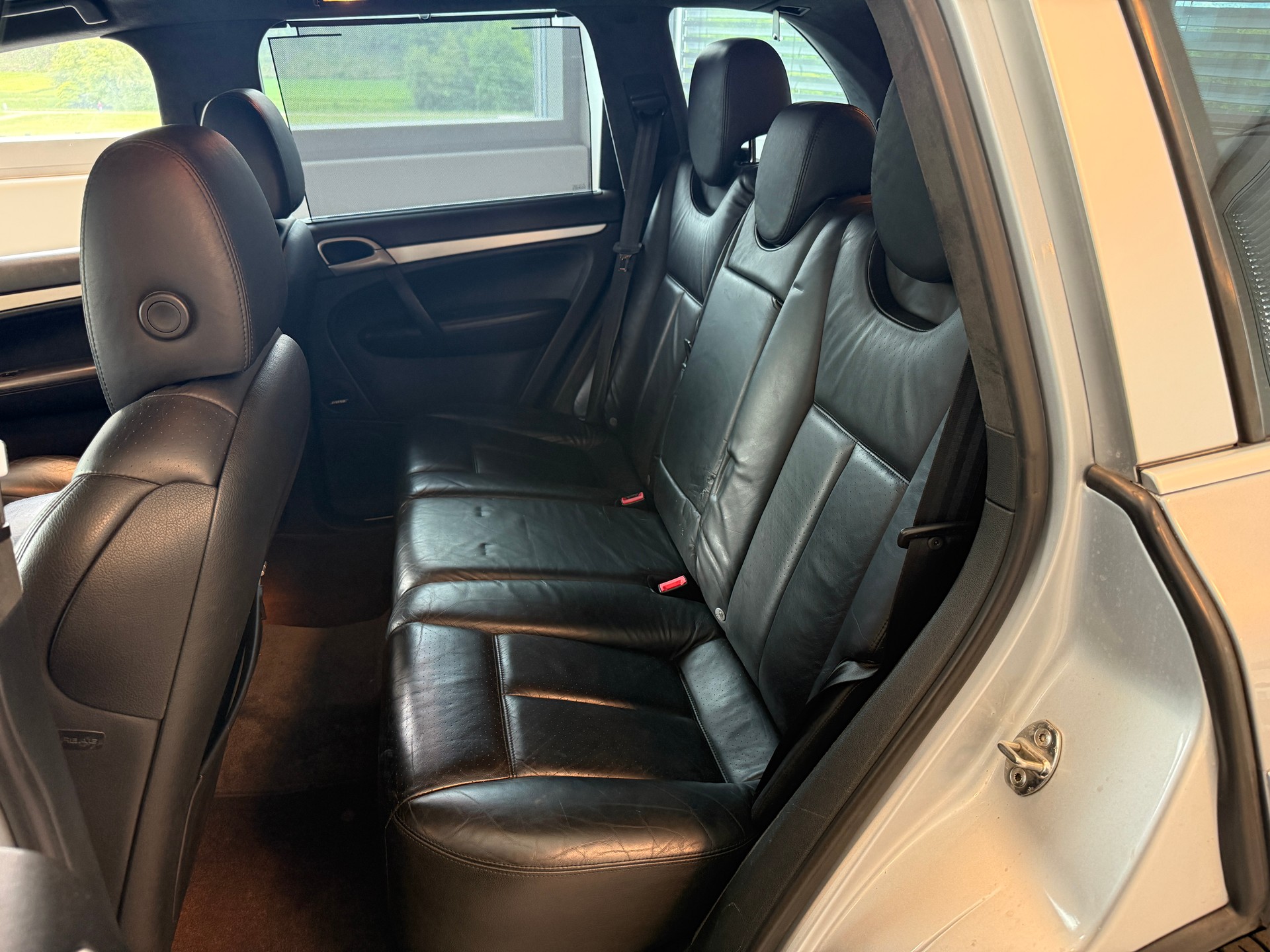 PORSCHE Cayenne Turbo-image-10