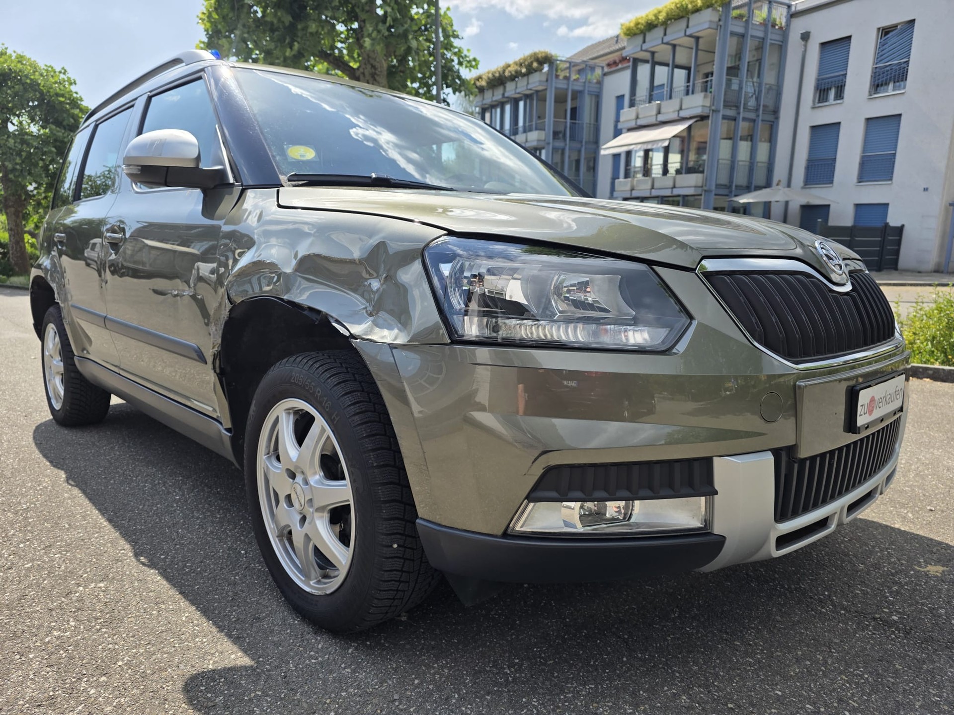 SKODA Yeti 2.0 TDI Active Outdoor 4x4-image-2