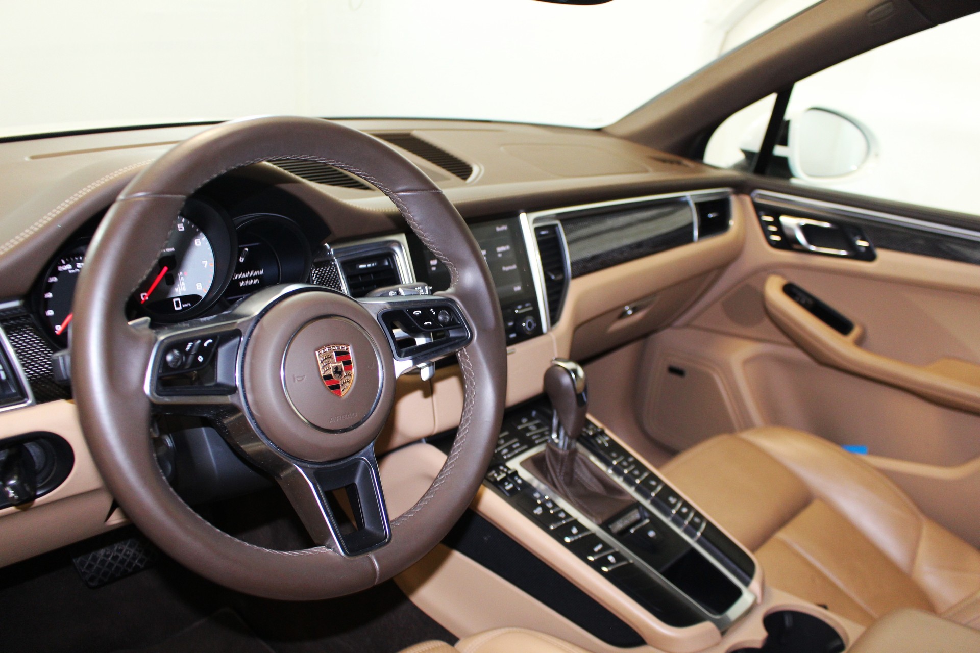 PORSCHE Macan 3.0 V6 S-image-11