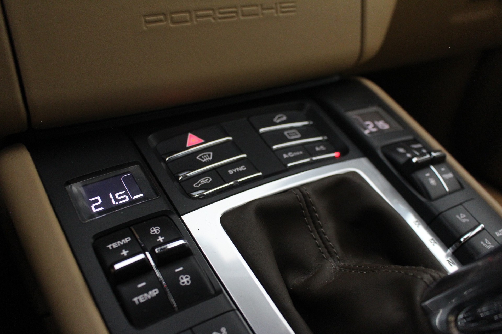 PORSCHE Macan 3.0 V6 S-image-19