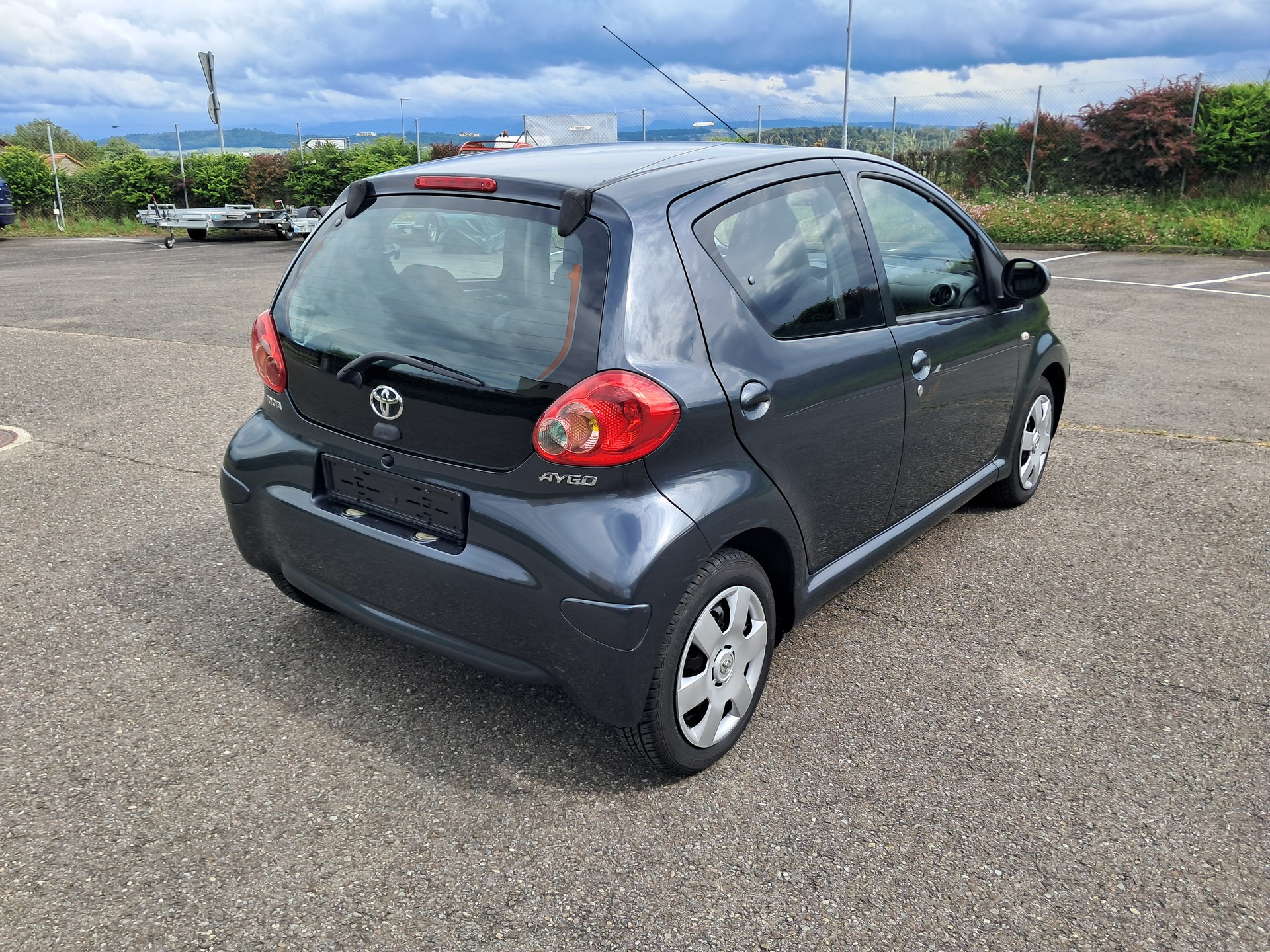 TOYOTA Aygo 1.0 Linea Sol-image-1