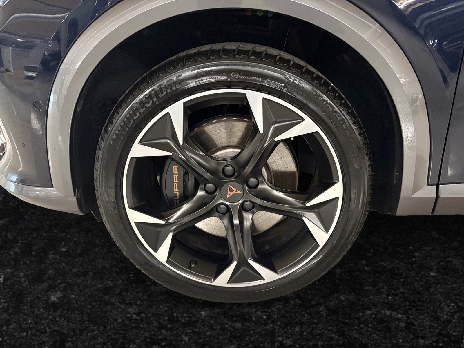 CUPRA Formentor 1.4 e-HYBRID pHEV VZ DSG / Caméra de recul / Apple CarPlay / Attelage-image-15