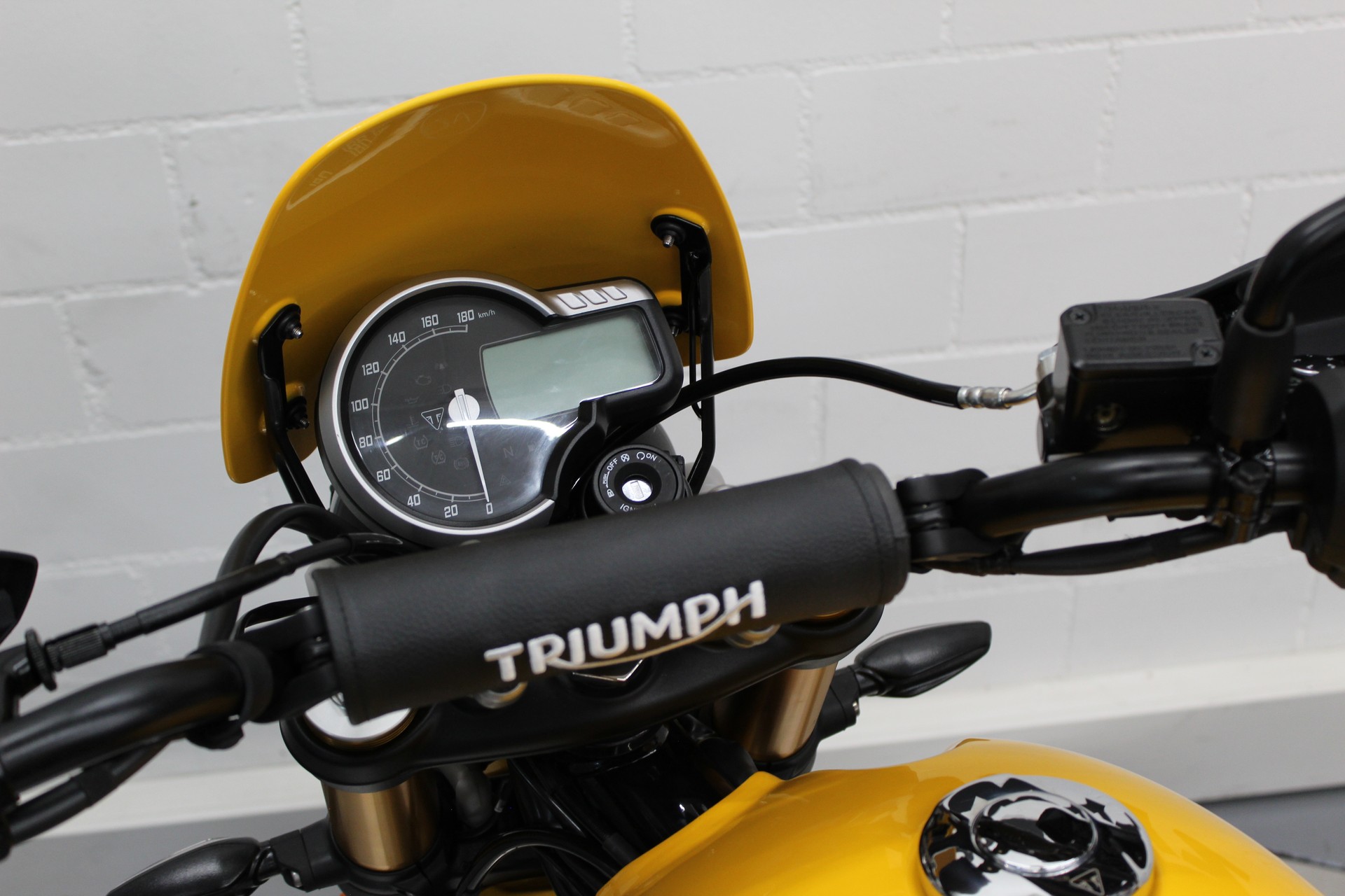 TRIUMPH Scrambler 400 XC-image-7