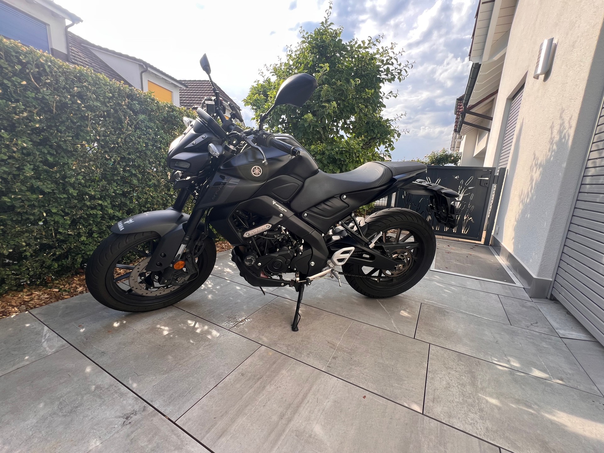 YAMAHA MT-125 ABS-image-0