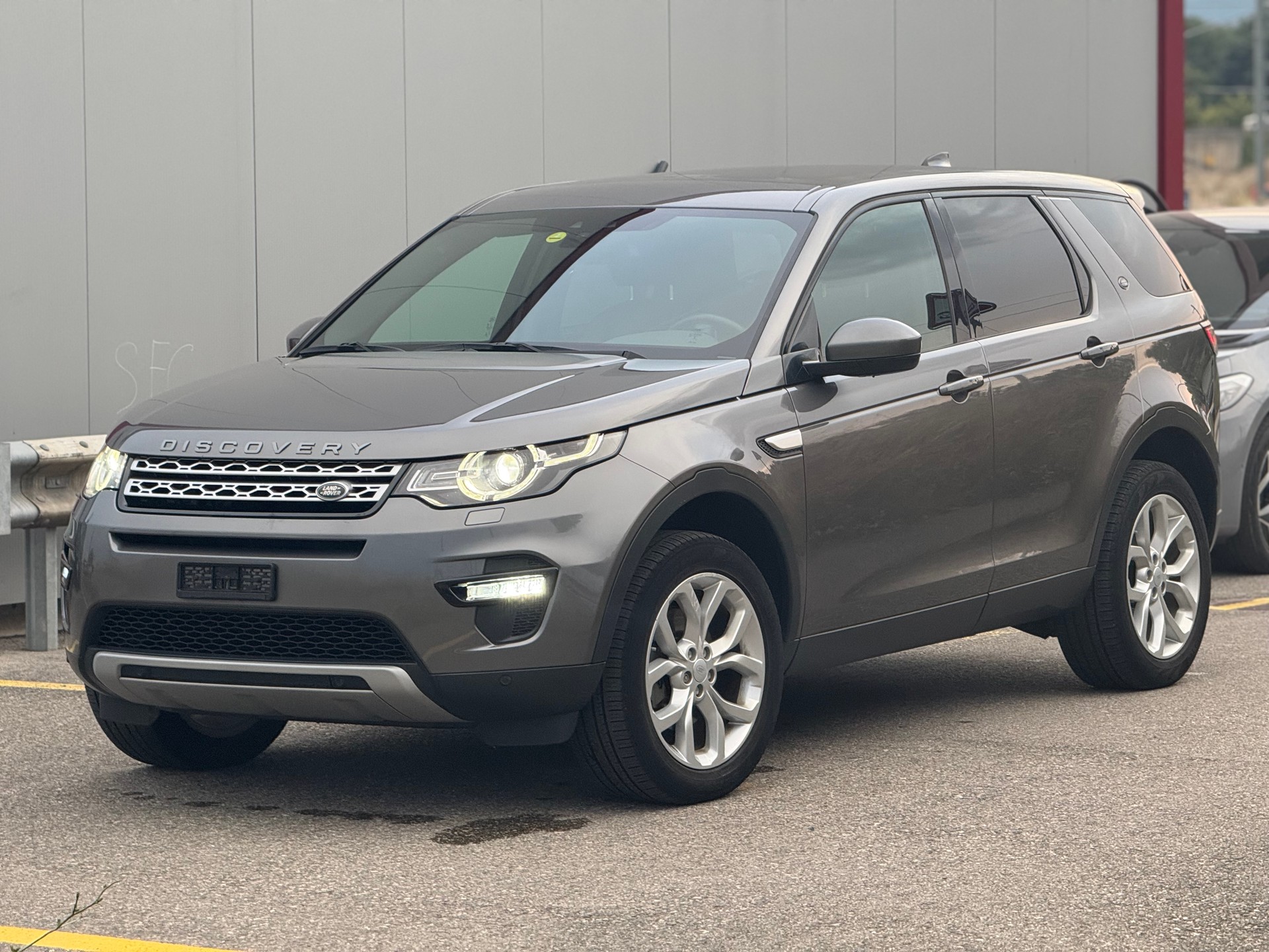 LAND ROVER Discovery Sport 2.0 TD4 HSE AT9