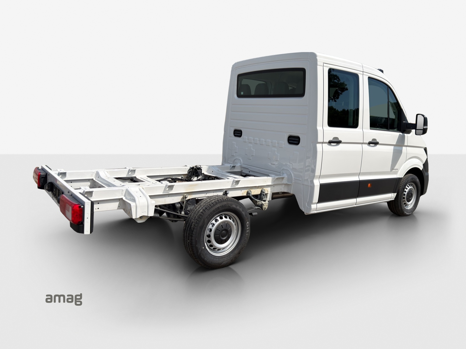VW Crafter 35 Chassis-Doppelkabine Champion 163PS 6G RS 3640 mm-image-4