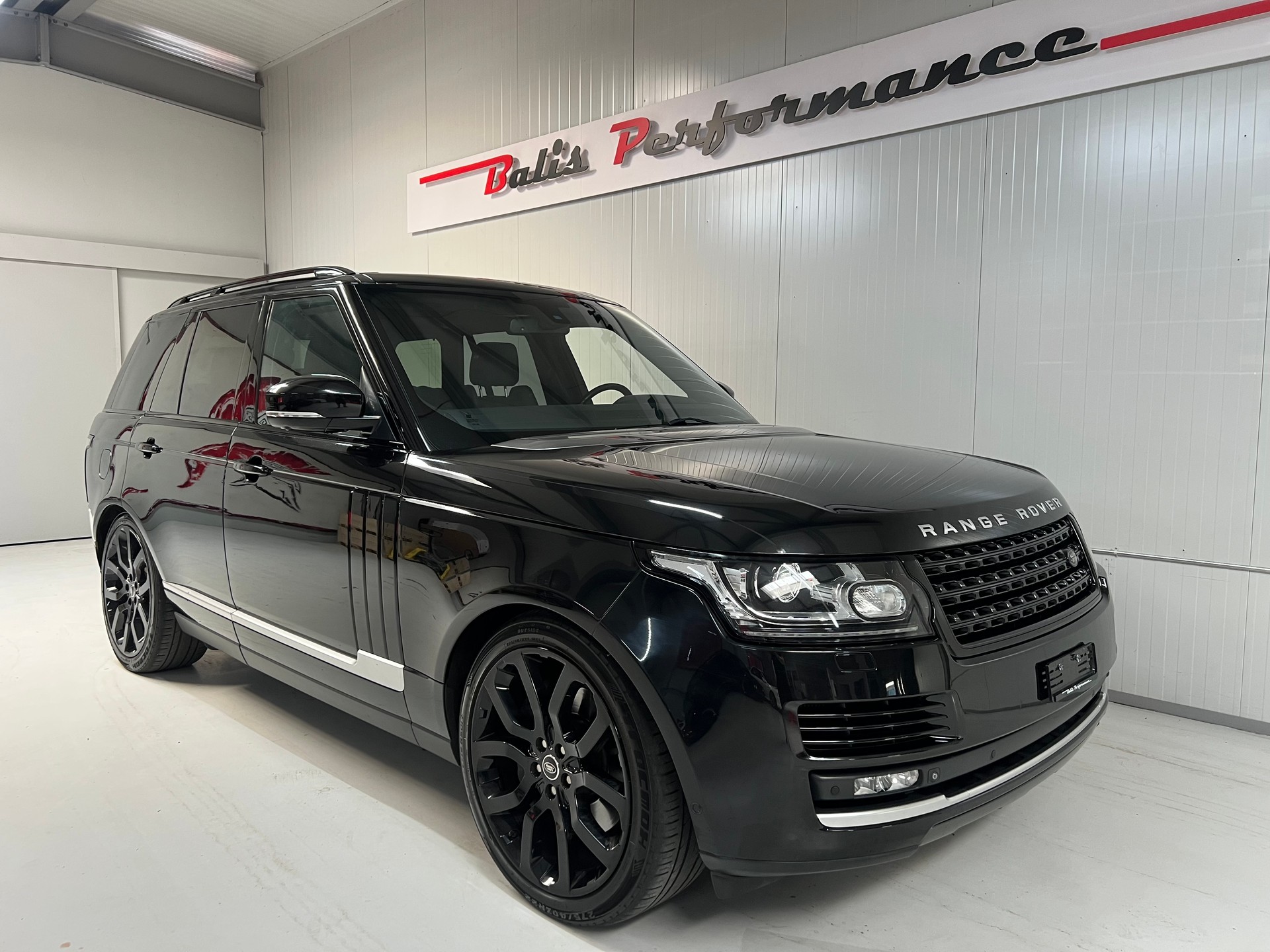 LAND ROVER Range Rover 4.4 SDV8 Vogue Automatic