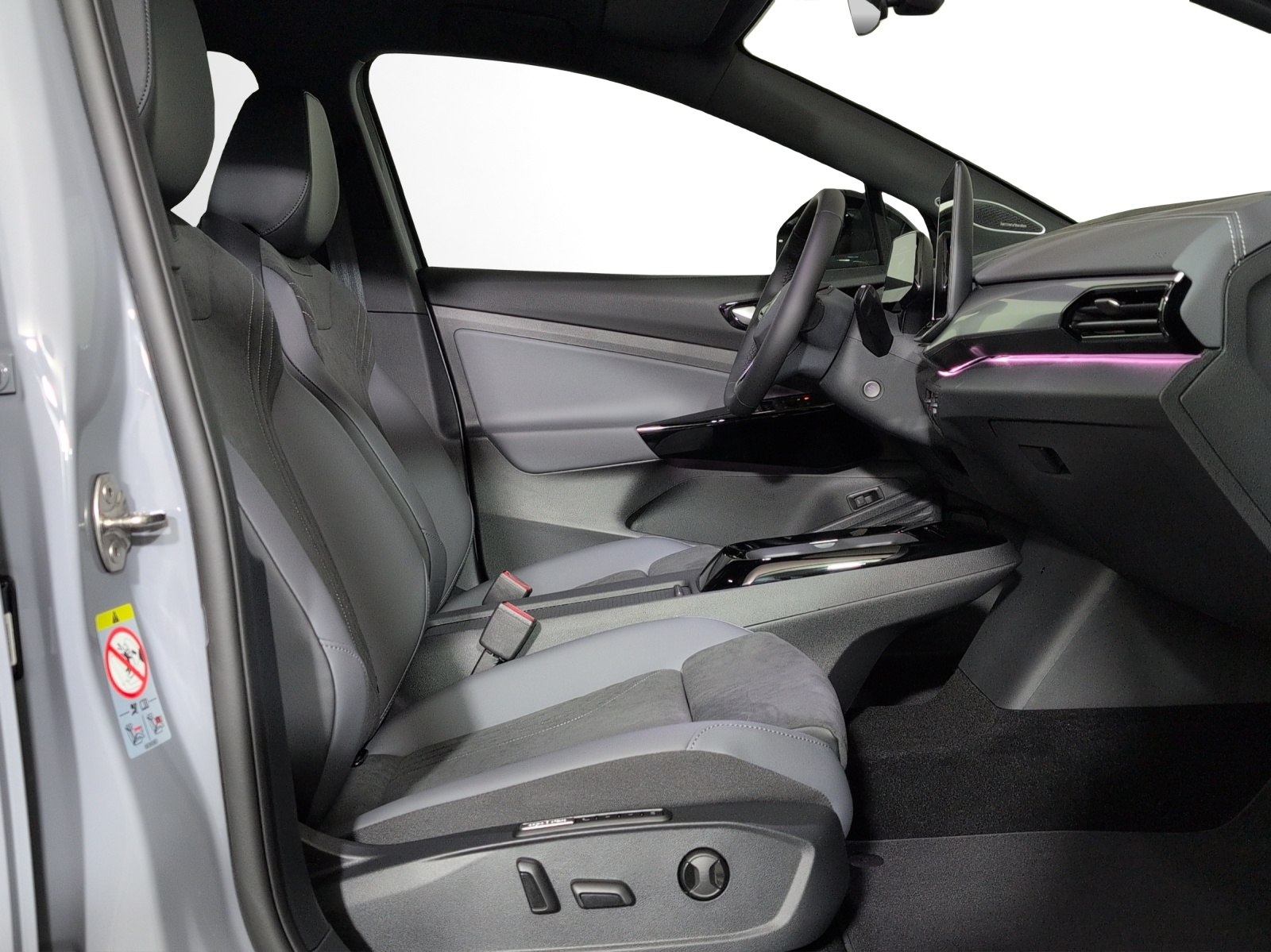 VW ID.4 Pro 77 kWh 4 Motion-image-6
