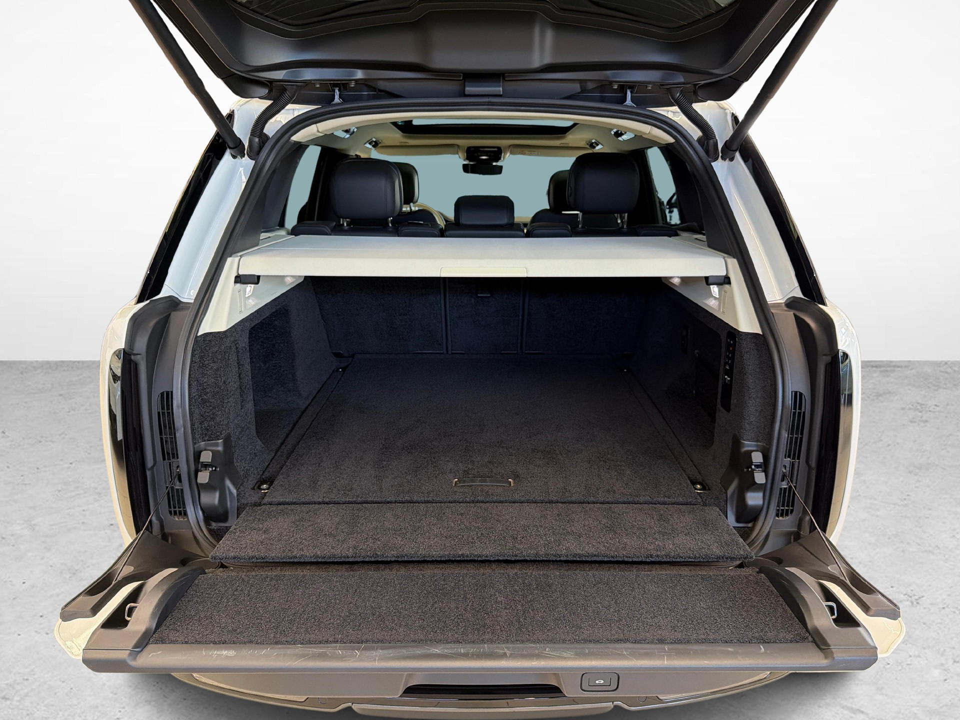 LAND ROVER Range Rover 3.0 D I6 300 HSE Leasing 1,99%-image-11