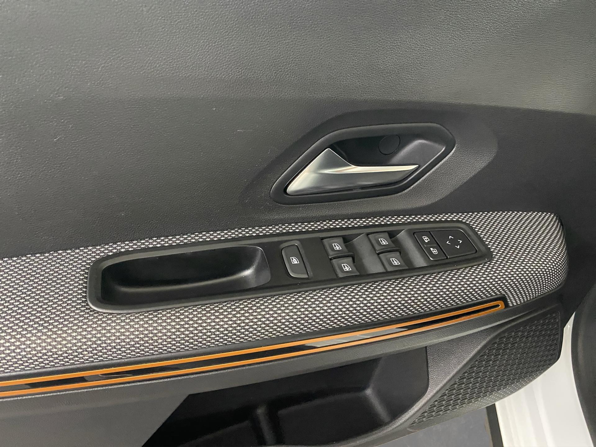 DACIA Sandero Stepway TCe 90 Comfort-image-19