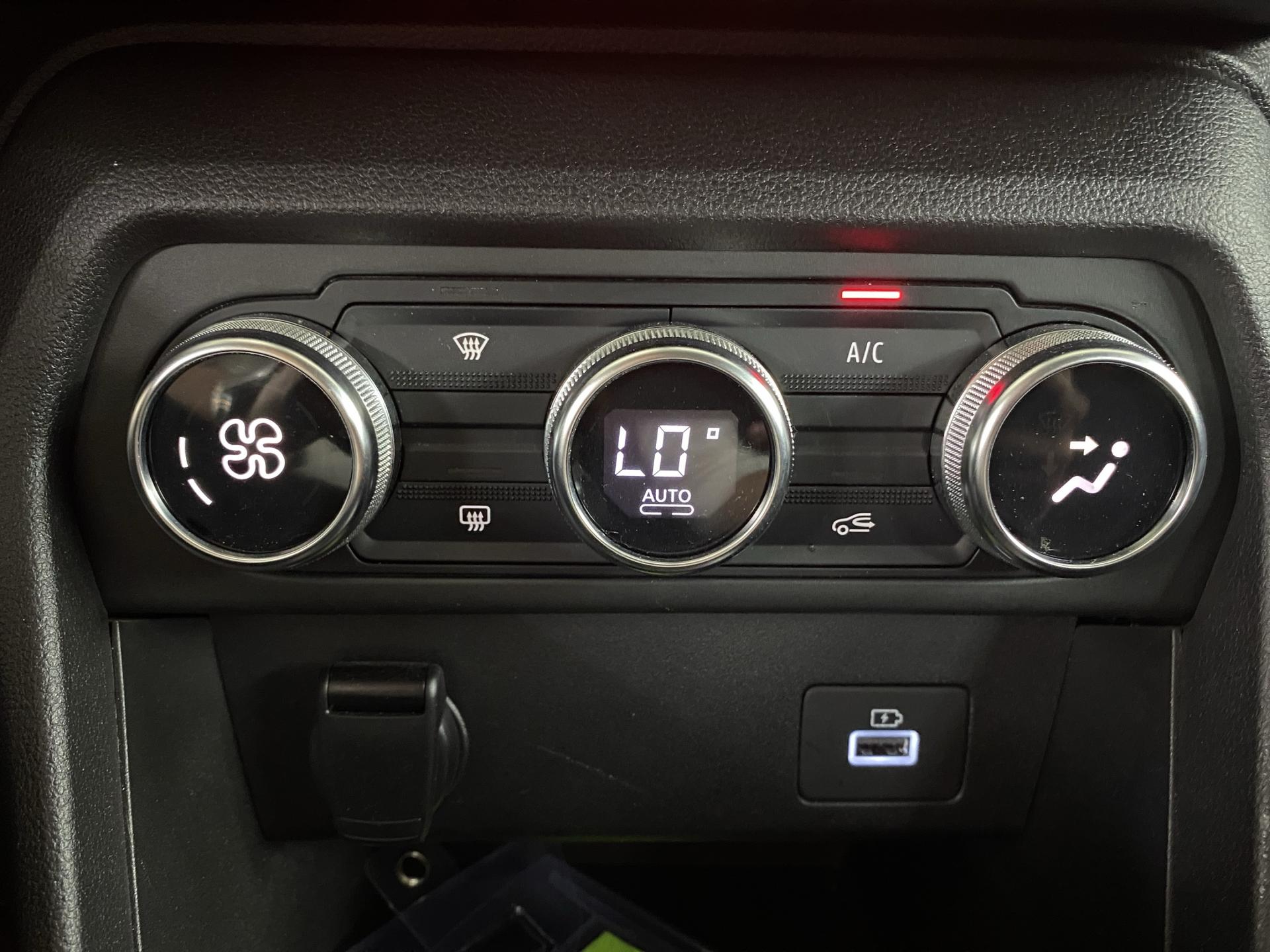 DACIA Sandero Stepway TCe 90 Comfort-image-23