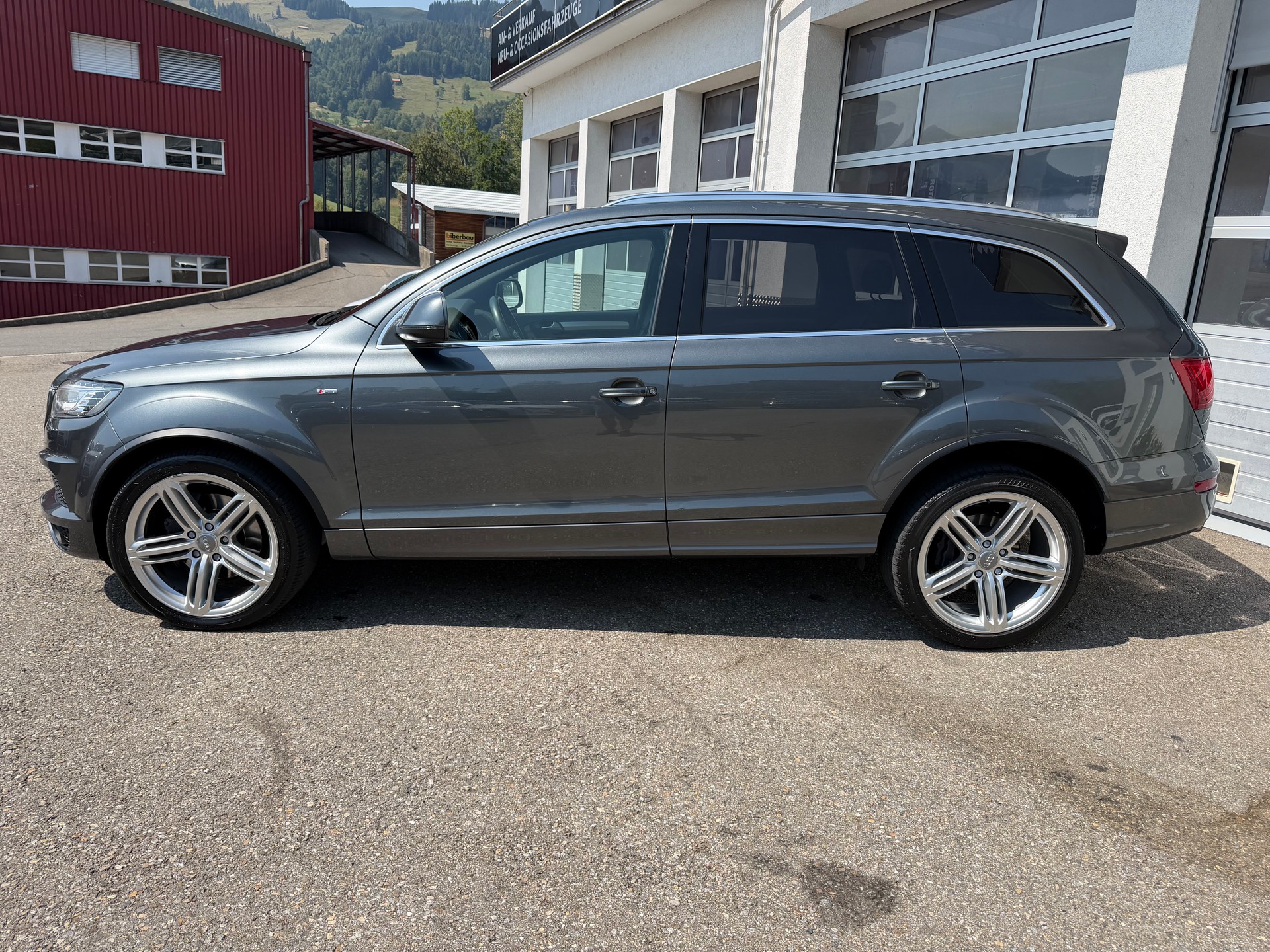 AUDI Q7 3.0 TDI addBlue quattro tiptronic-showroom-element-1