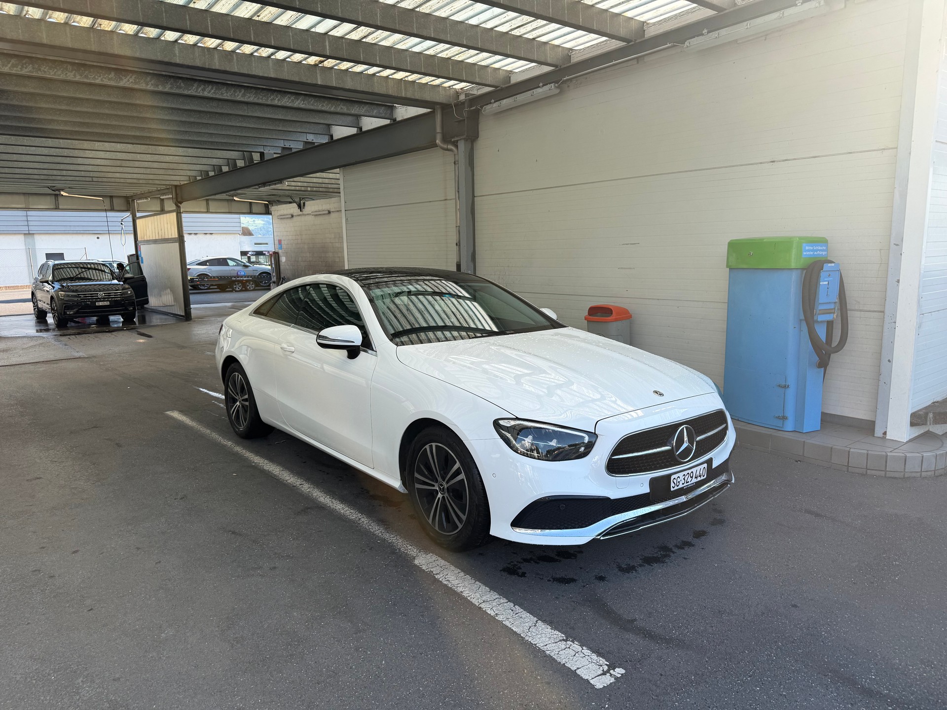 MERCEDES-BENZ E 220 d