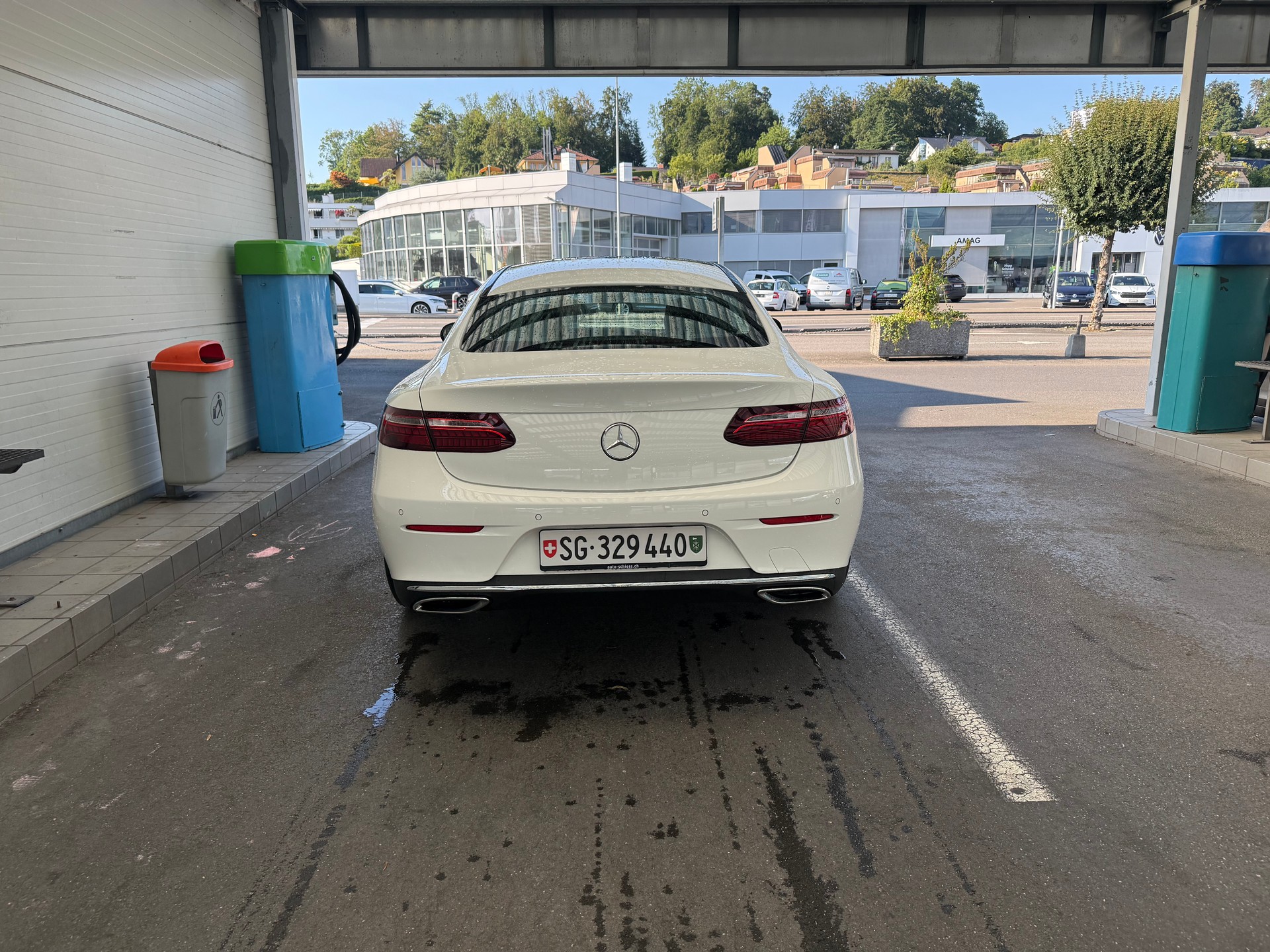 MERCEDES-BENZ E 220 d-image-2