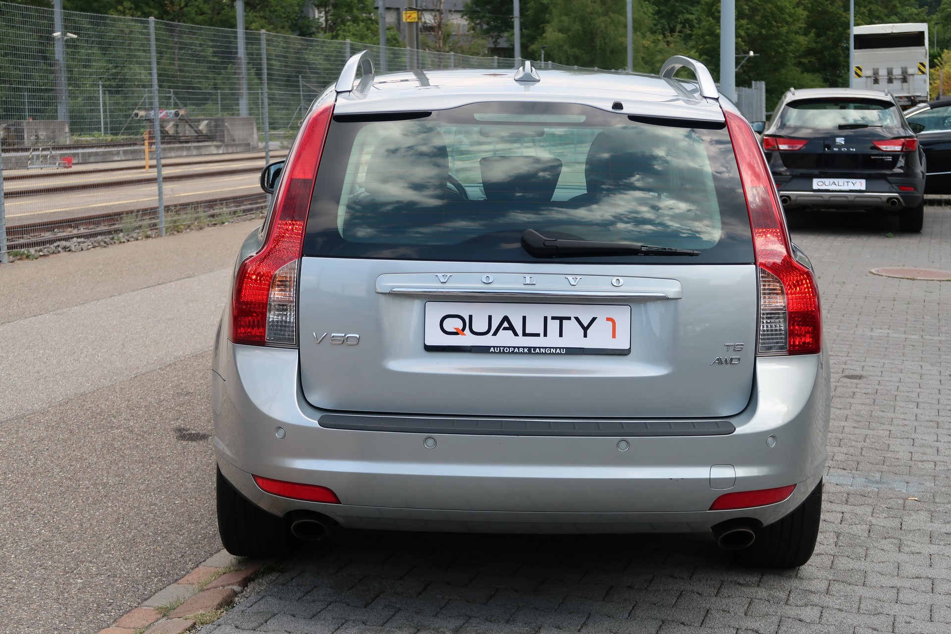 VOLVO V50 T5 AWD Summum Geartronic-image-7