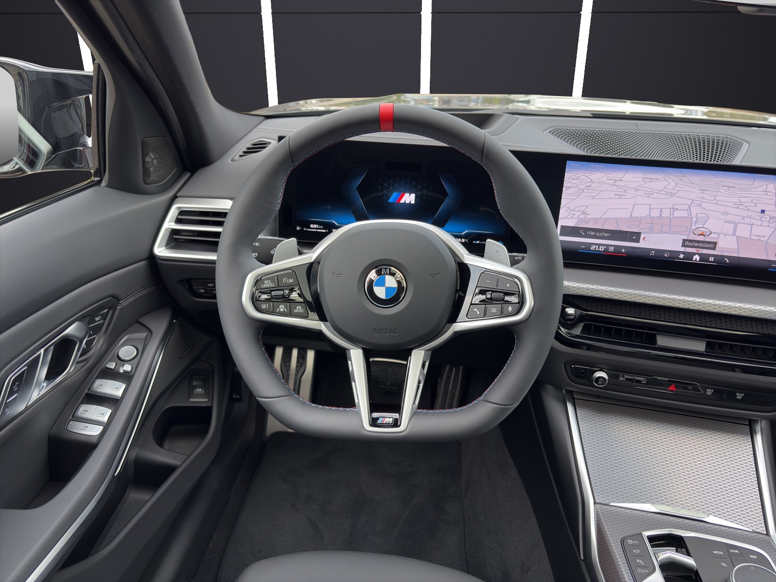 BMW M340i xDrive Touring-image-18