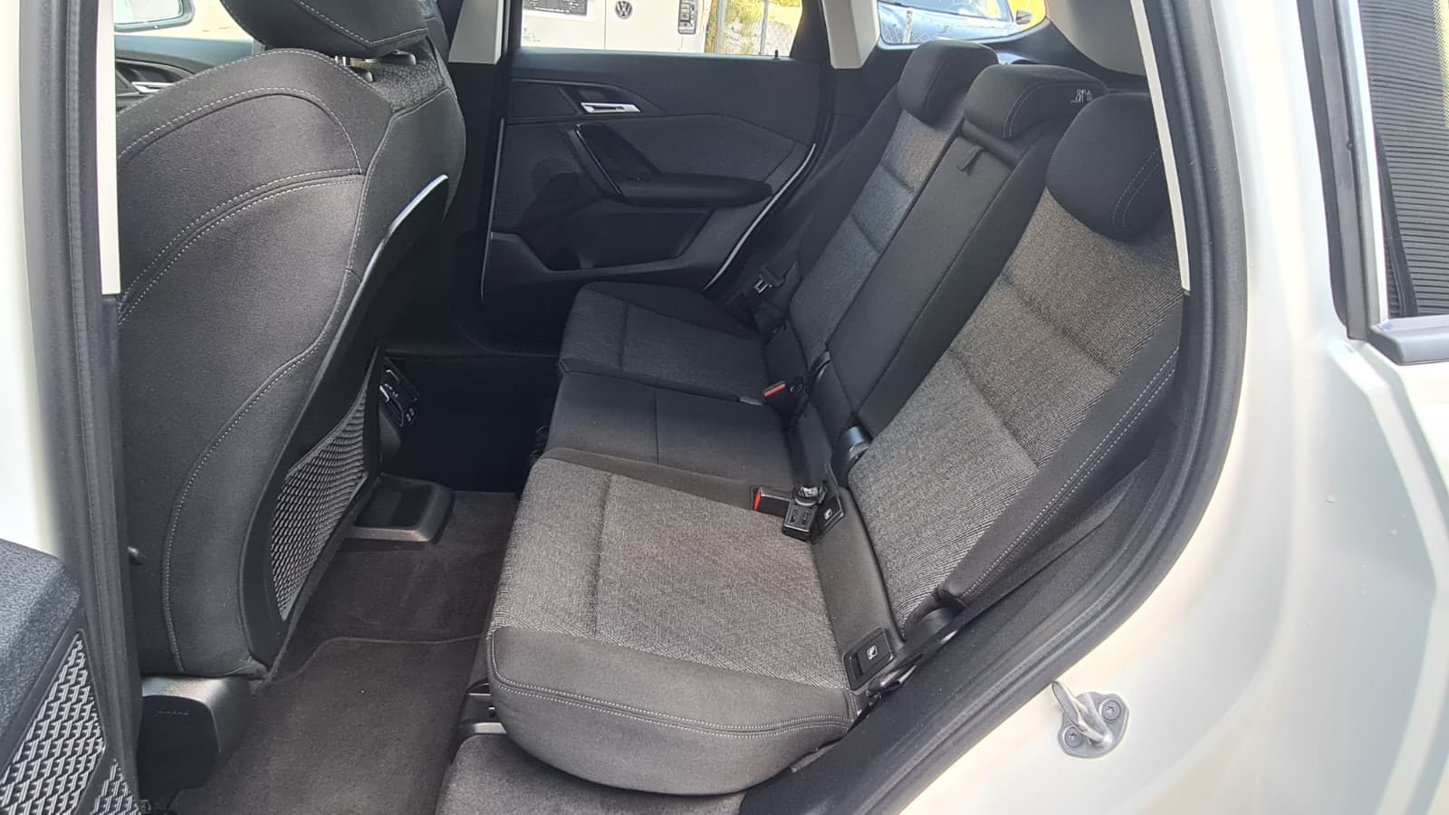 BMW X1 xDrive 20d 48V ** CH-Farhzeug ** Anh-Kupplung ** Driving Assistant Plus ** Innovation Paket **-image-21