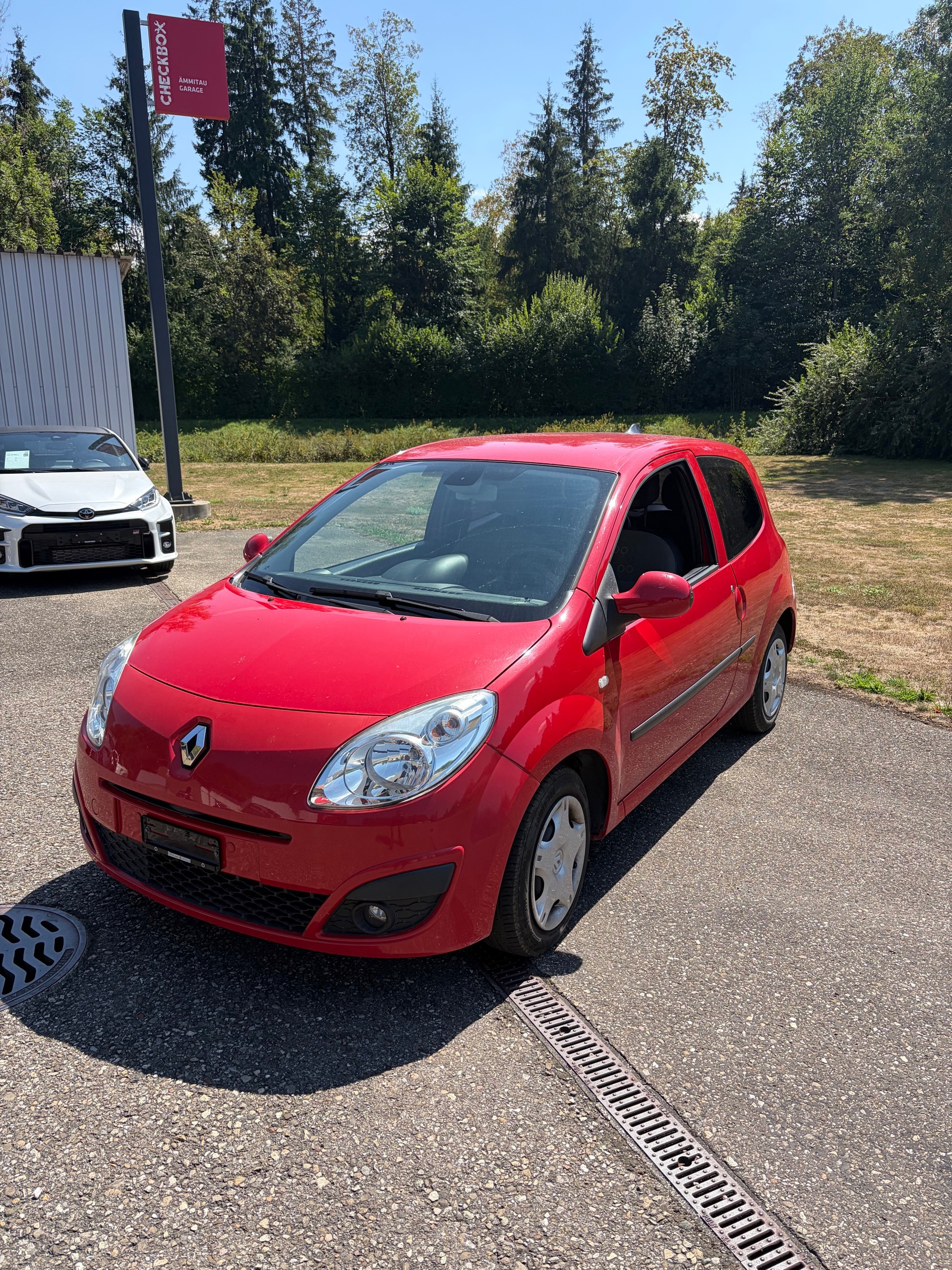 RENAULT Twingo 1.2 Authentique-showroom-element-1