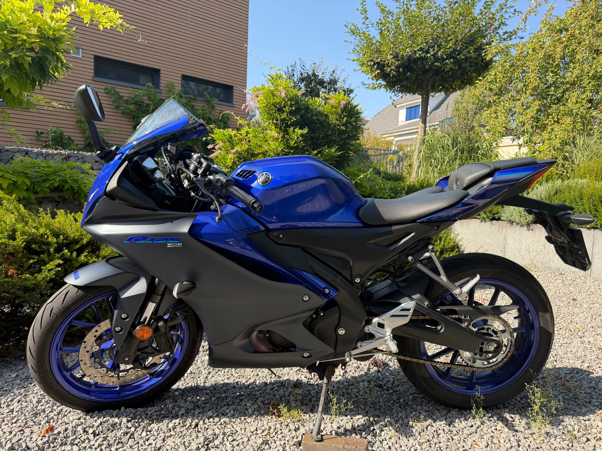 YAMAHA YZF-R 125 ABS-image-2