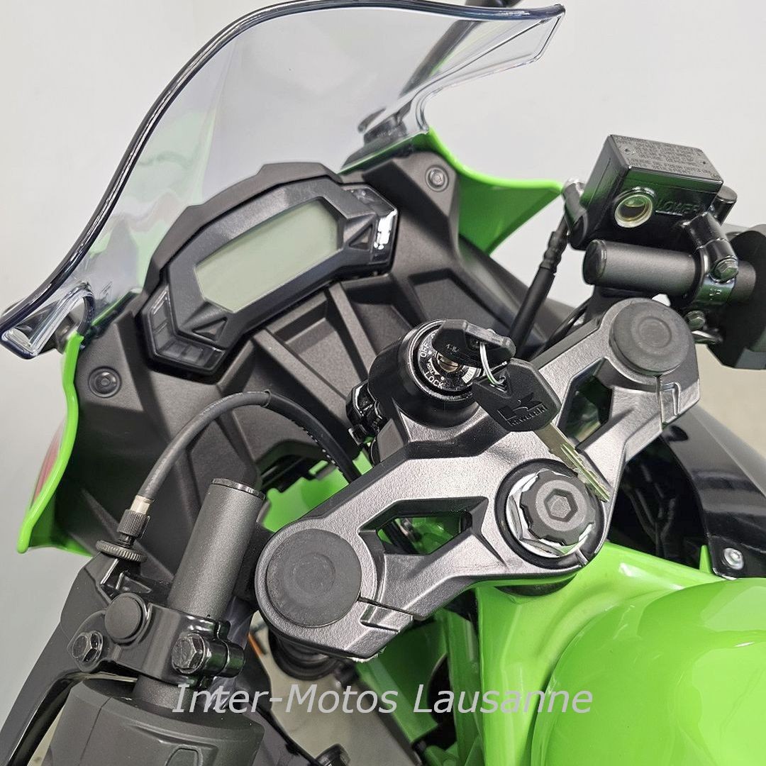 KAWASAKI NINJA 125-image-9