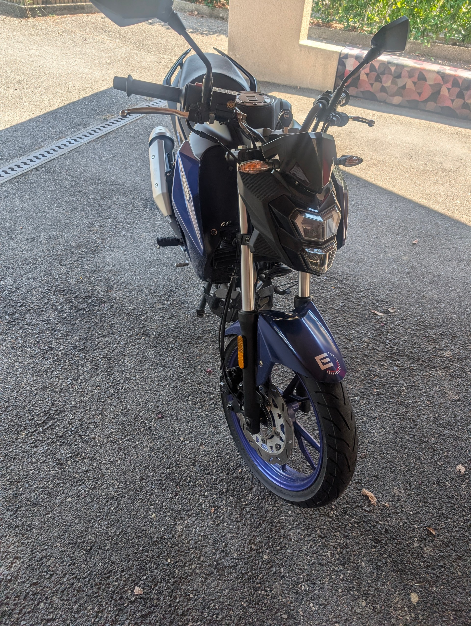 SYM NH-X 125-image-1