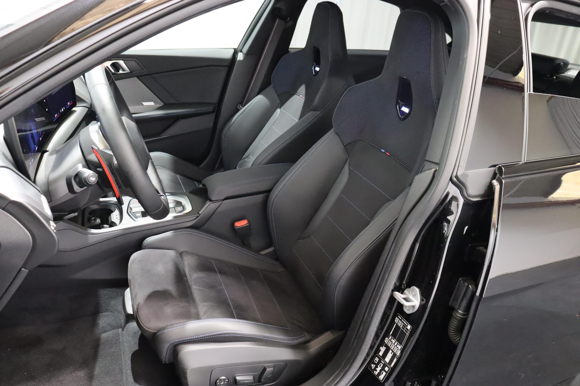 BMW M235i xDrive Gran Coupé-image-7