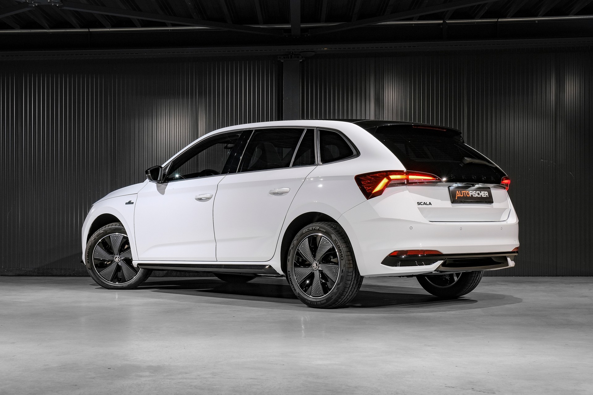 SKODA Scala 1.5 TSI Monte Carlo DSG-showroom-element-1