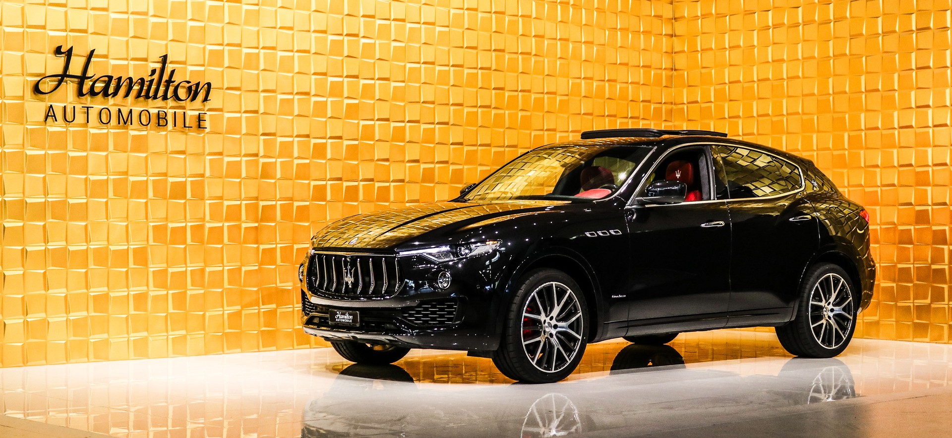 MASERATI Levante D 3.0 V6 GranLusso Automatica-showroom-element-1