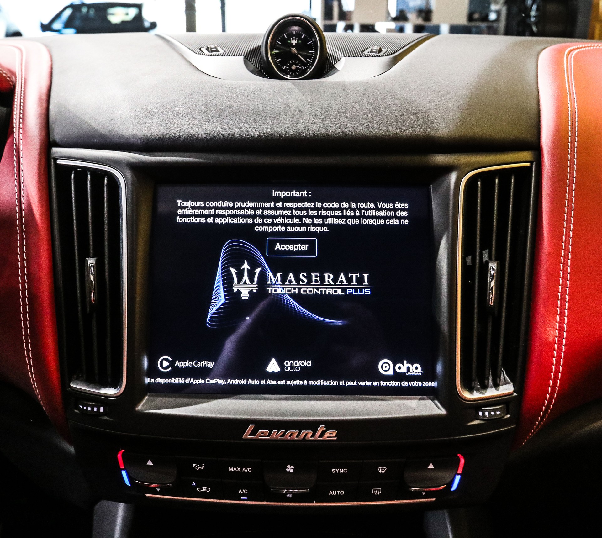 MASERATI Levante D 3.0 V6 GranLusso Automatica-image-20