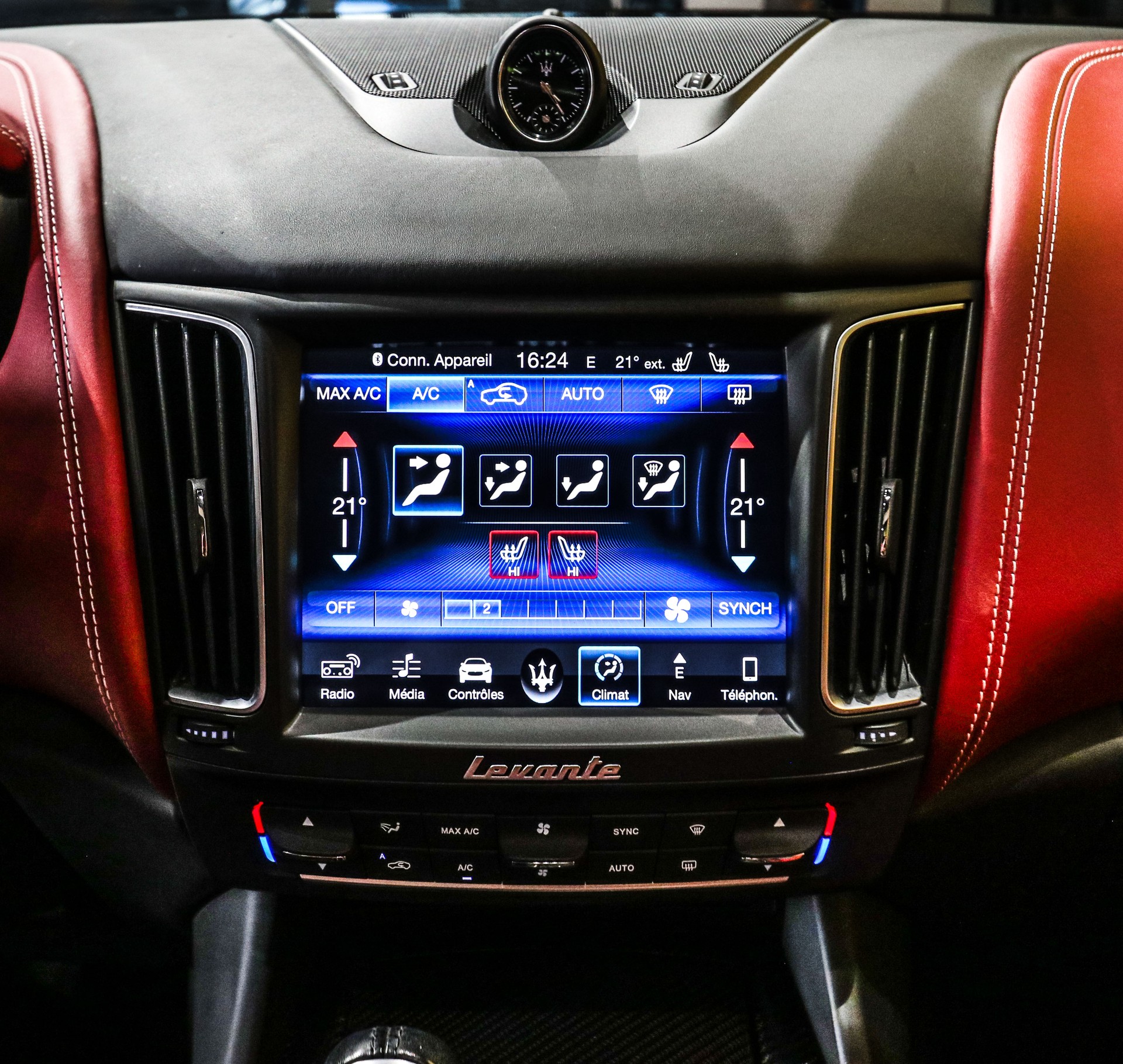 MASERATI Levante D 3.0 V6 GranLusso Automatica-image-17