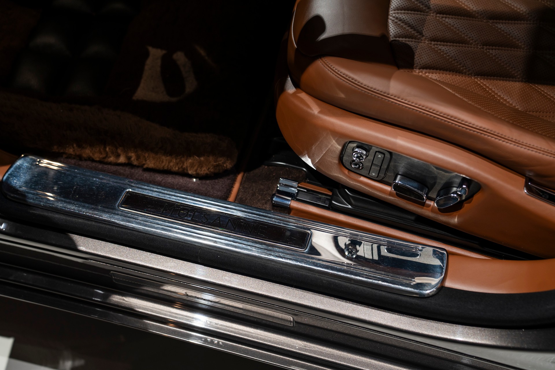 BENTLEY Mulsanne Speed-image-12