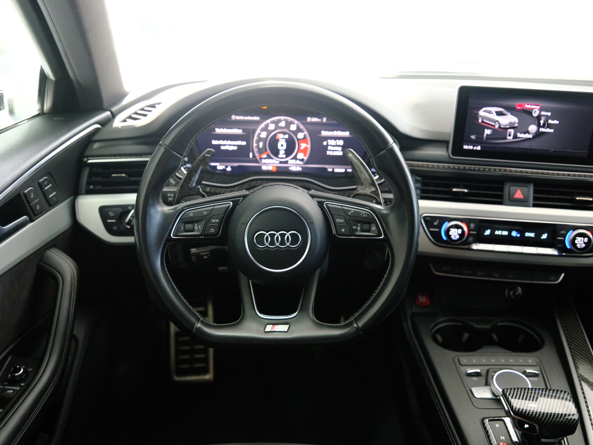 AUDI S4 Avant 3.0 TFSI quattro tiptronic *SITZHEIZUNG* *RÜCKFAHRKAMERA*-image-25