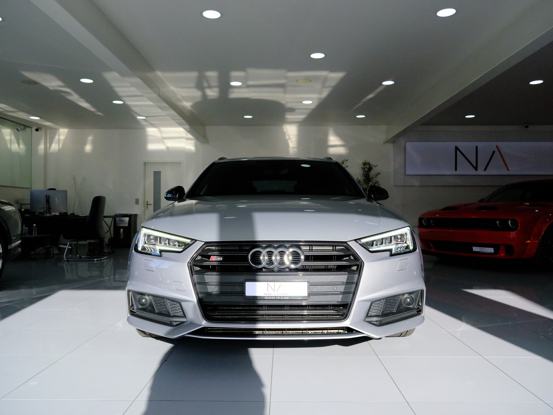 AUDI S4 Avant 3.0 TFSI quattro tiptronic *SITZHEIZUNG* *RÜCKFAHRKAMERA*-showroom-element-2