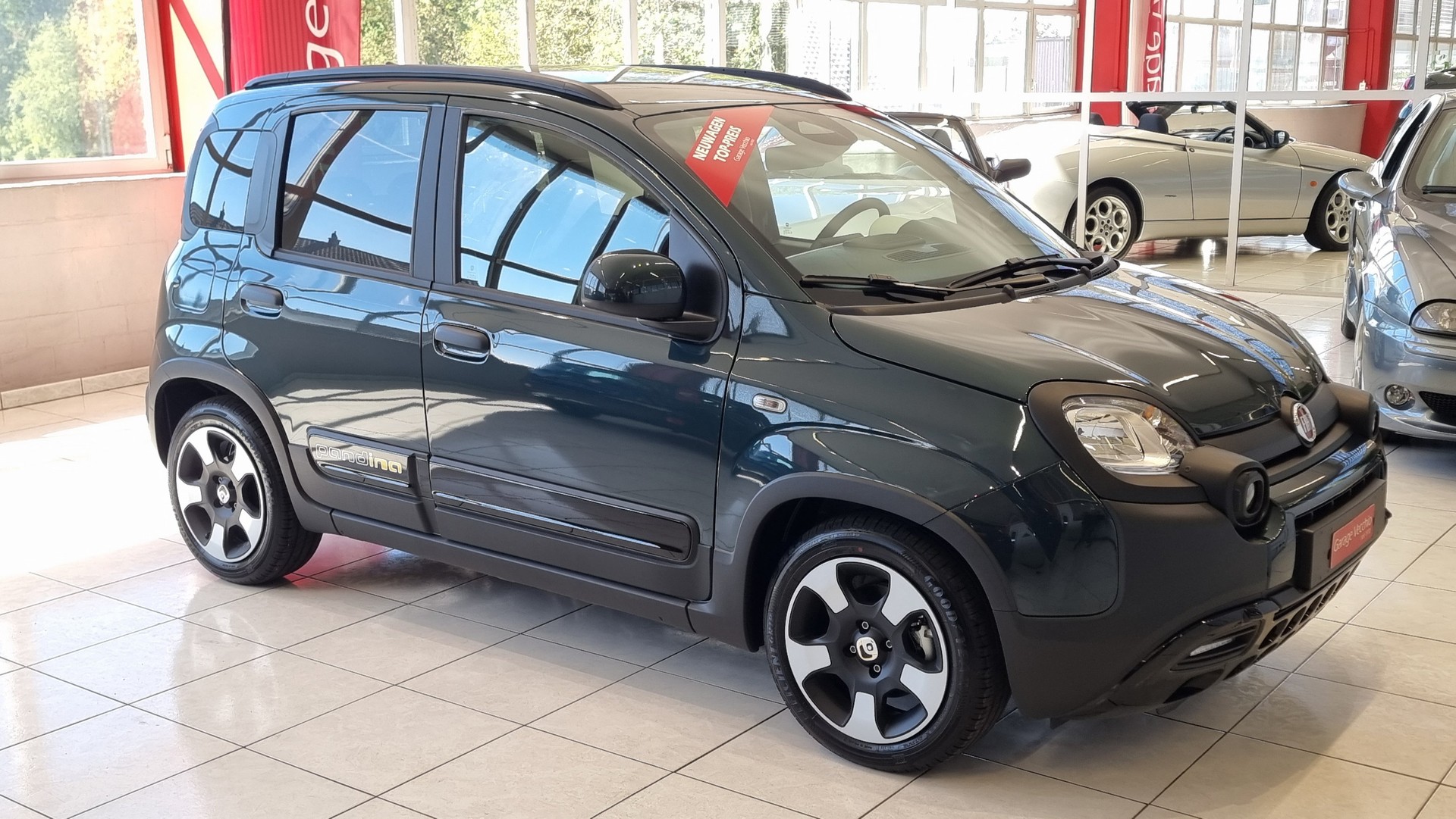 FIAT Panda 1.0 Hybrid Cross-image-6