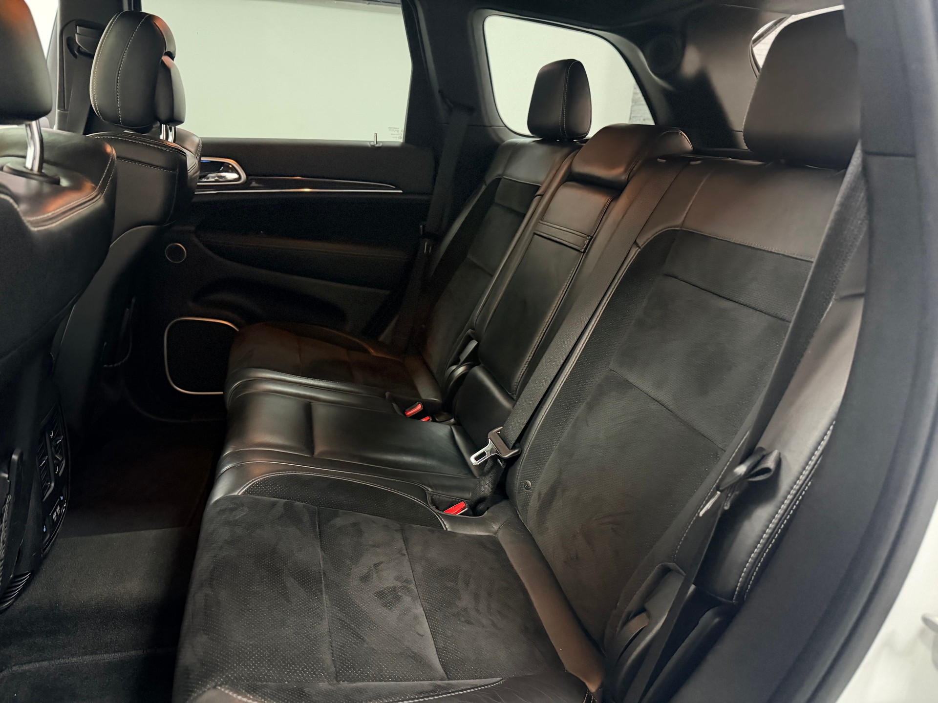 JEEP Grand Cherokee 6.4 V8 HEMI SRT8 Automatic-image-6
