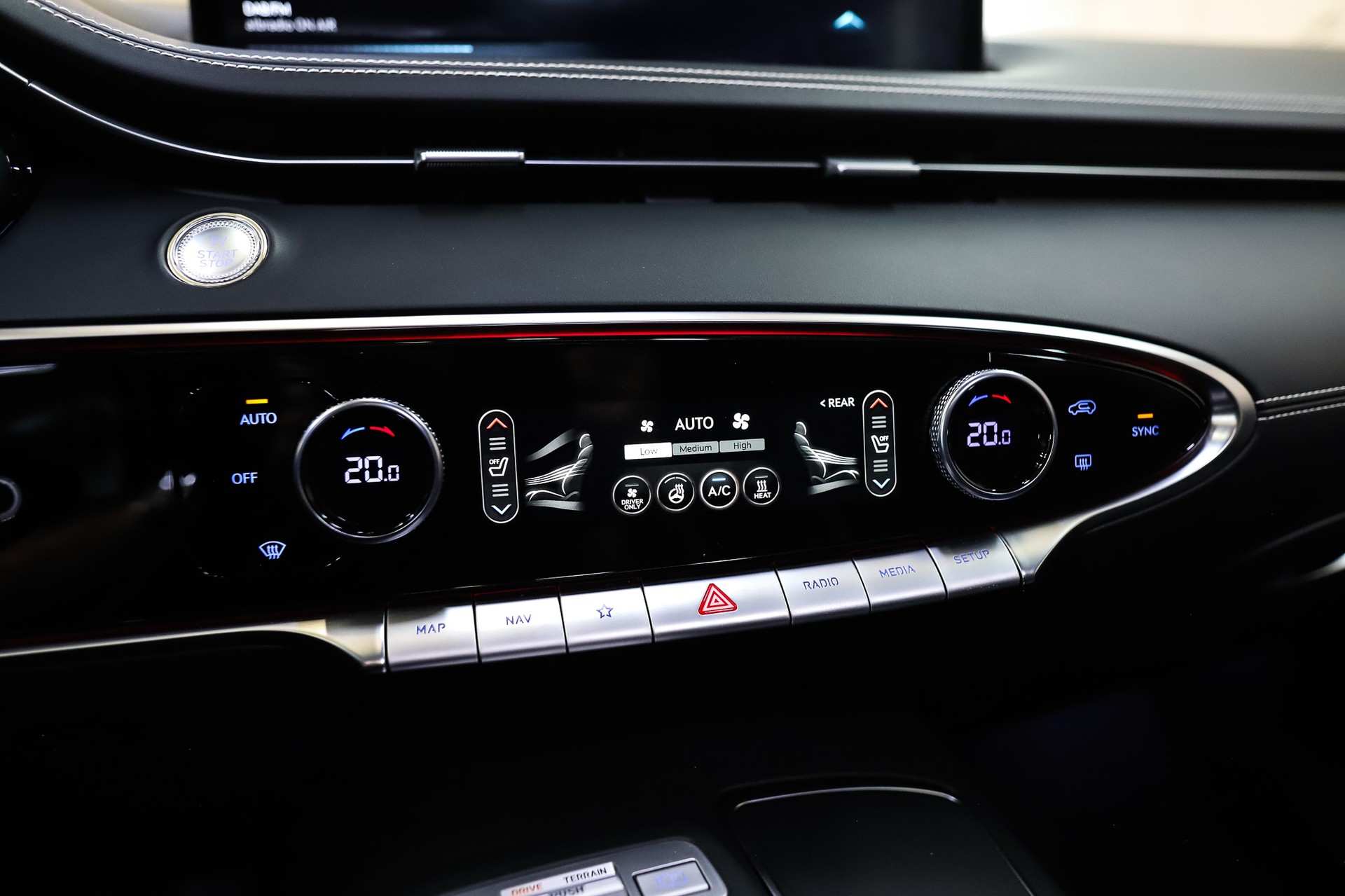GENESIS GV70 Electrified Sport kWh 77,4 AWD * Savile Silver *-image-12