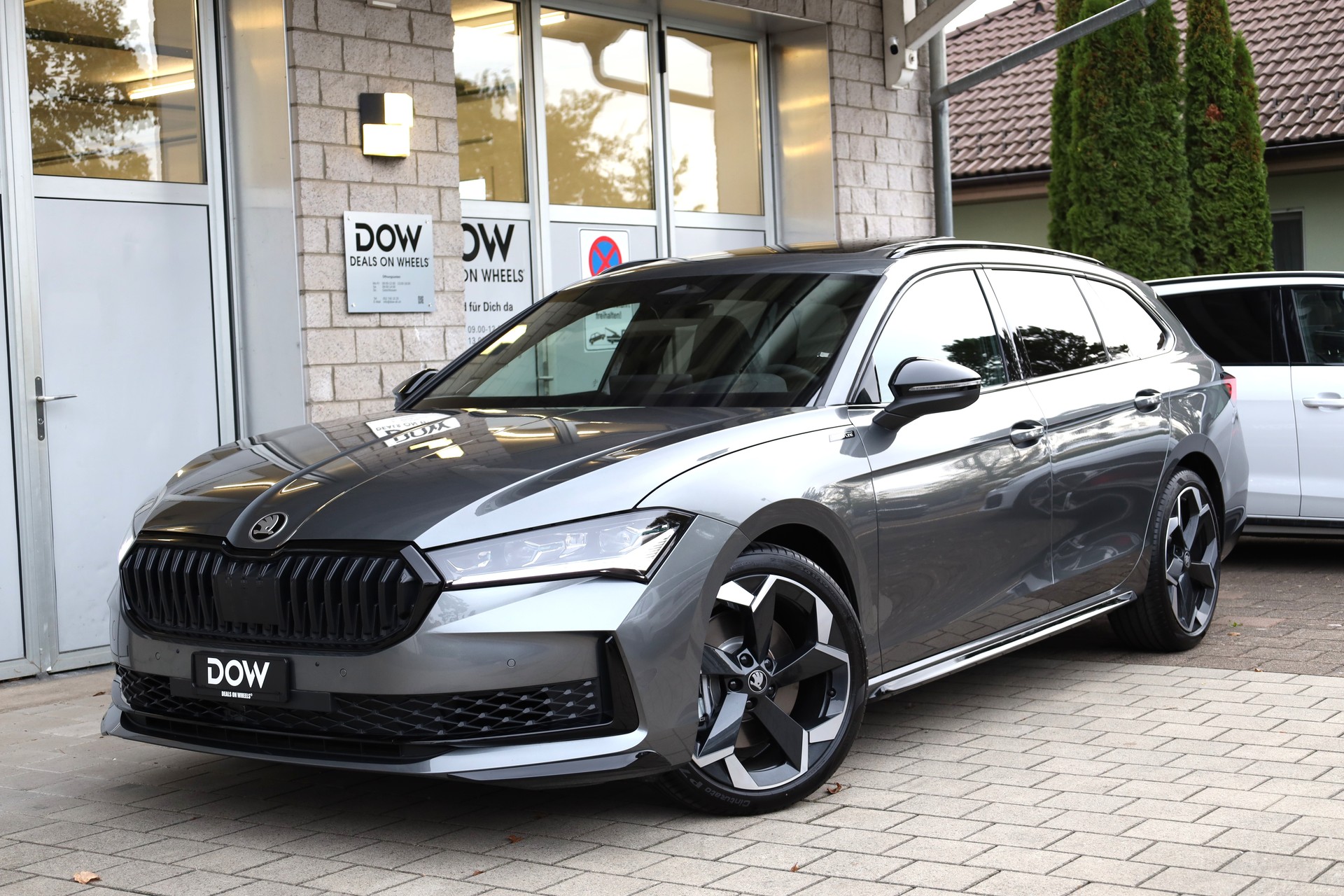 SKODA Superb Combi 2.0 TSI Sportline 4x4 DSG