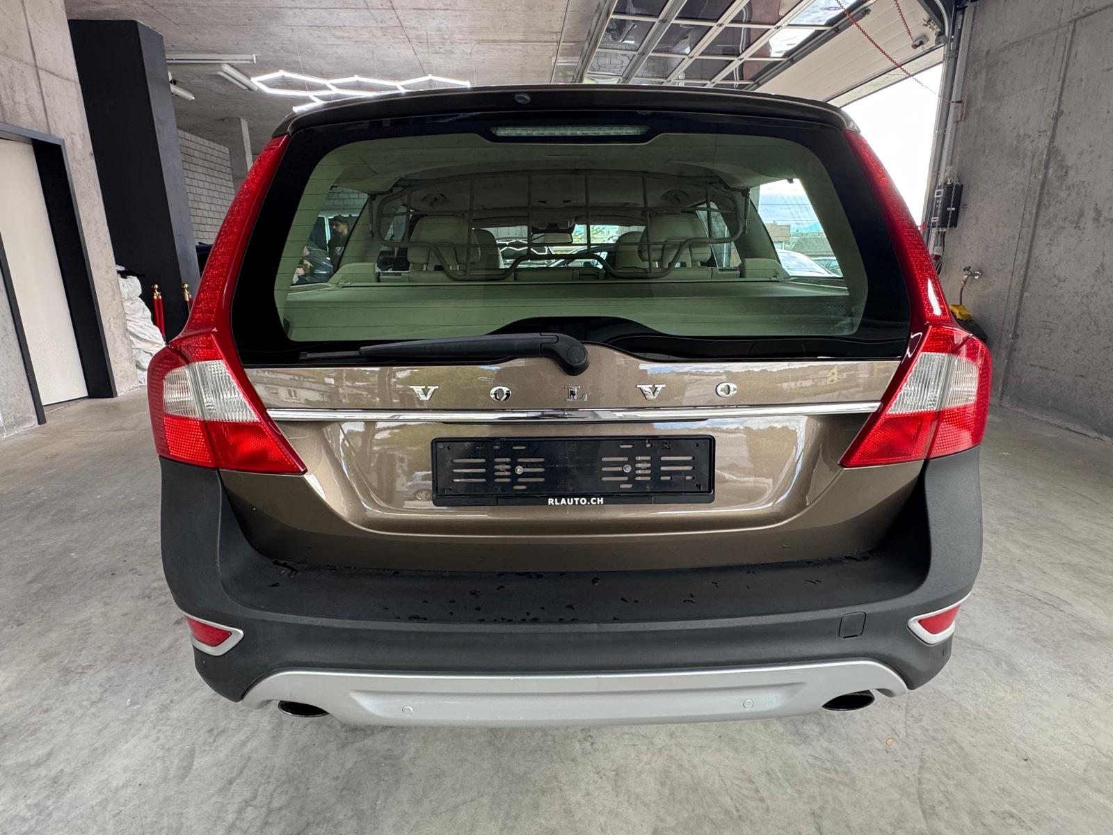 VOLVO XC70 T6 AWD OceanRace Geartronic-showroom-element-3