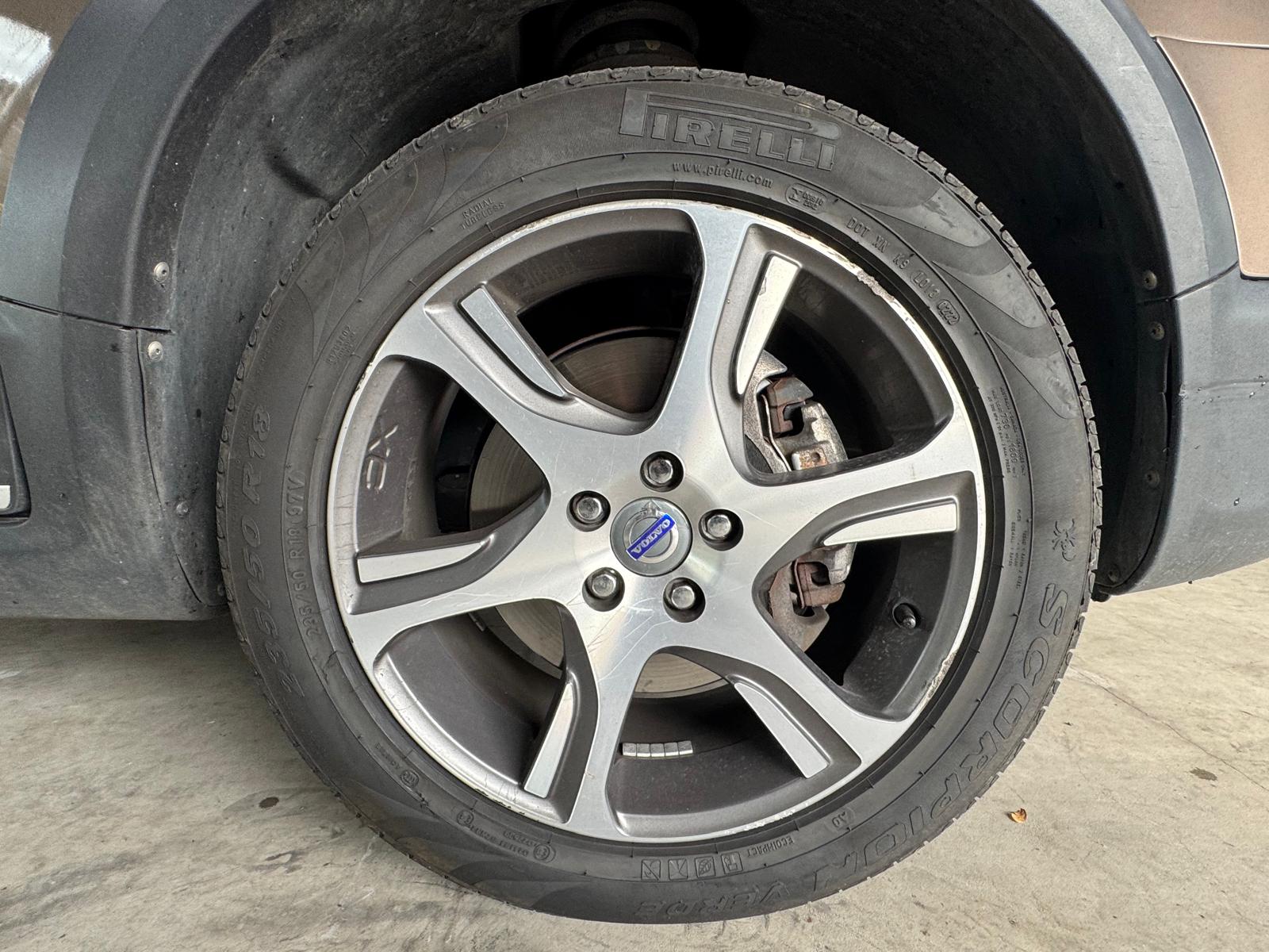 VOLVO XC70 T6 AWD OceanRace Geartronic-image-6