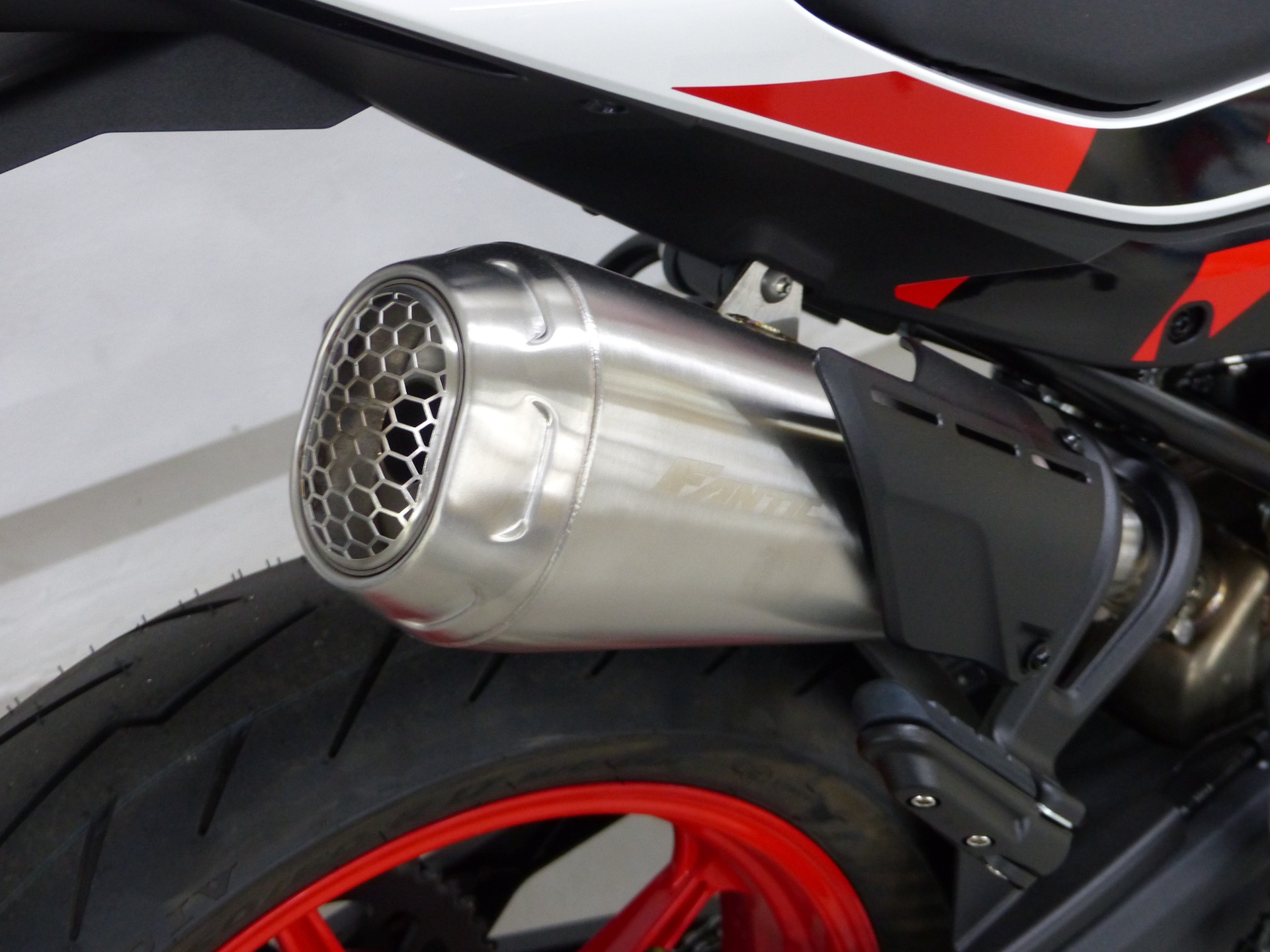 FANTIC Stealth 500 ABS-image-2