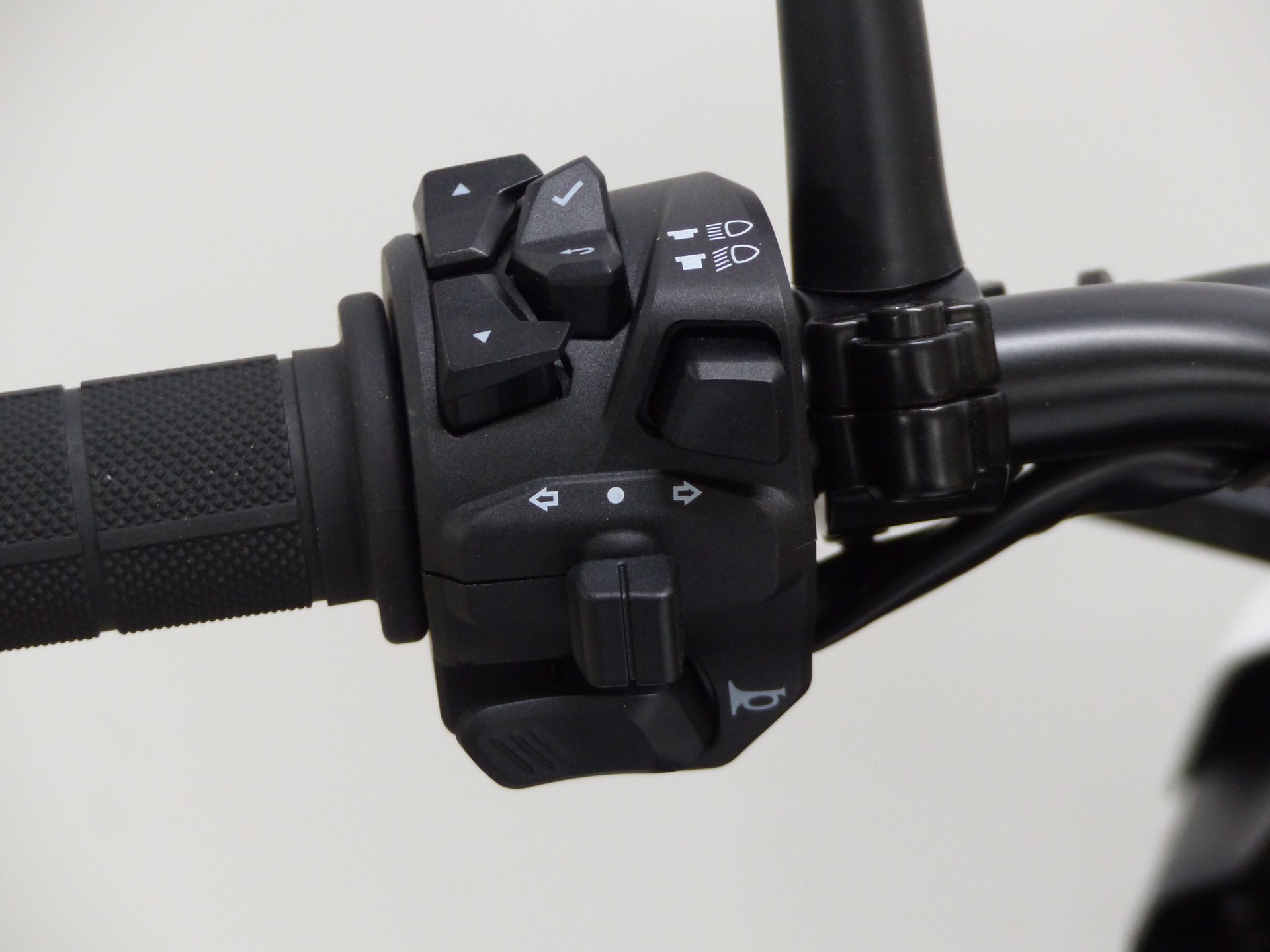 FANTIC Stealth 500 ABS-image-14