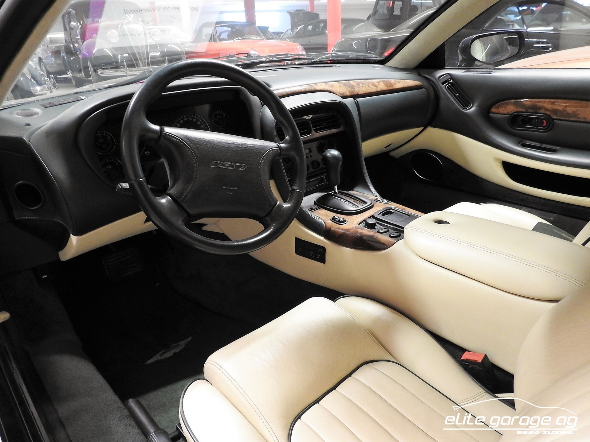 ASTON MARTIN DB7-image-7