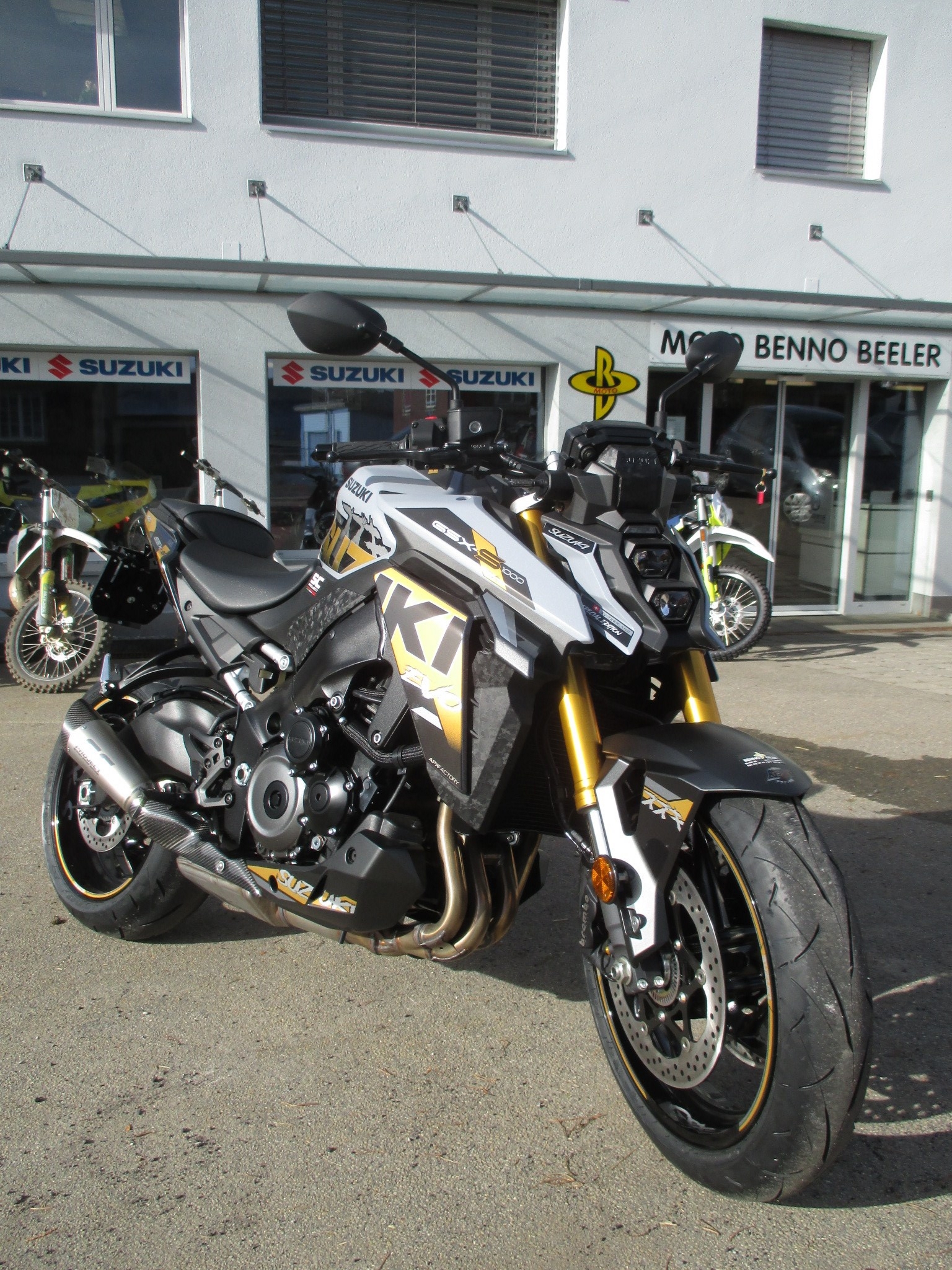SUZUKI GSX-S 1000 Evo-image-1