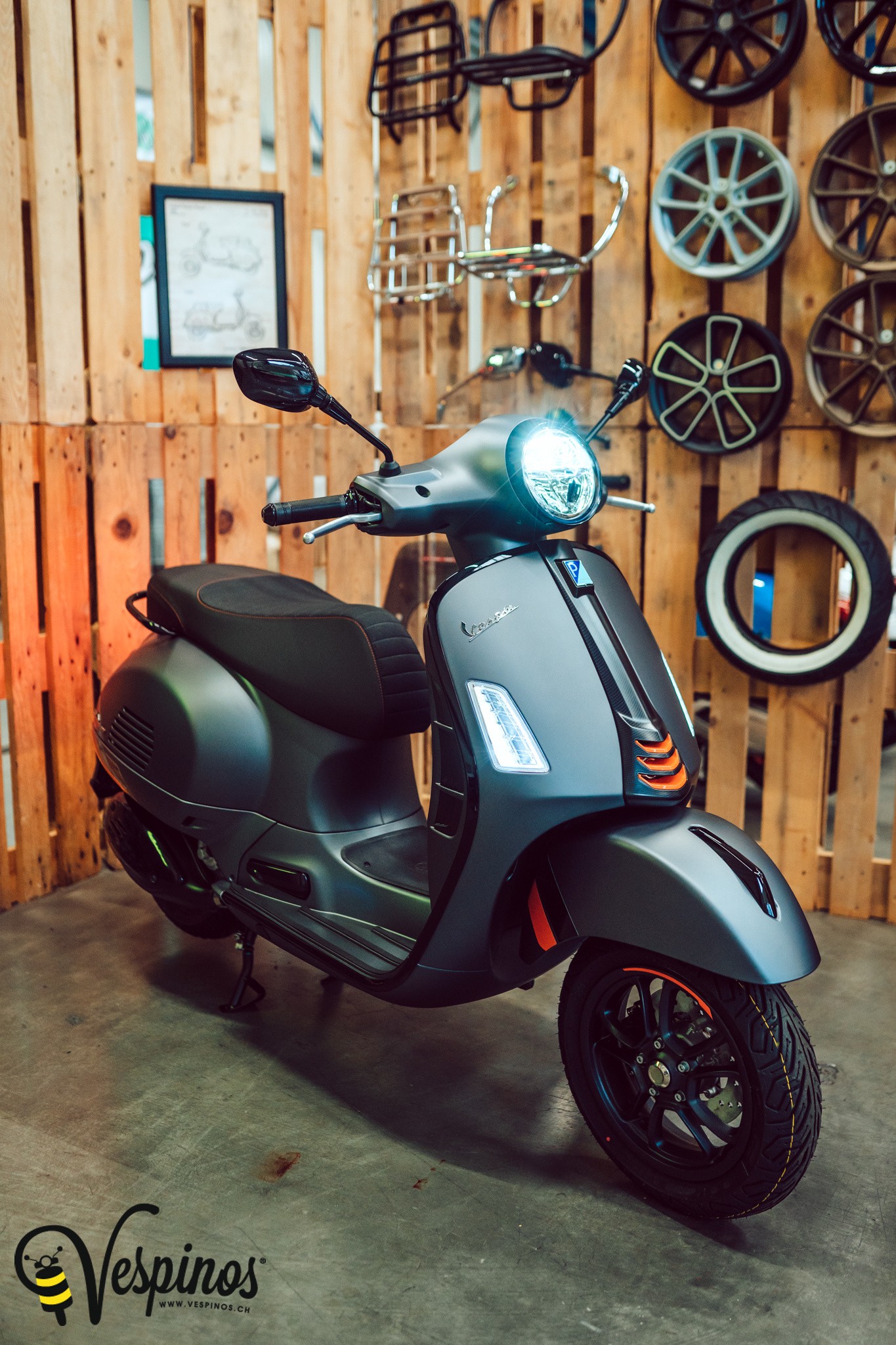 PIAGGIO Vespa GTS 125 Super Sport RST Euro 5+-image-1