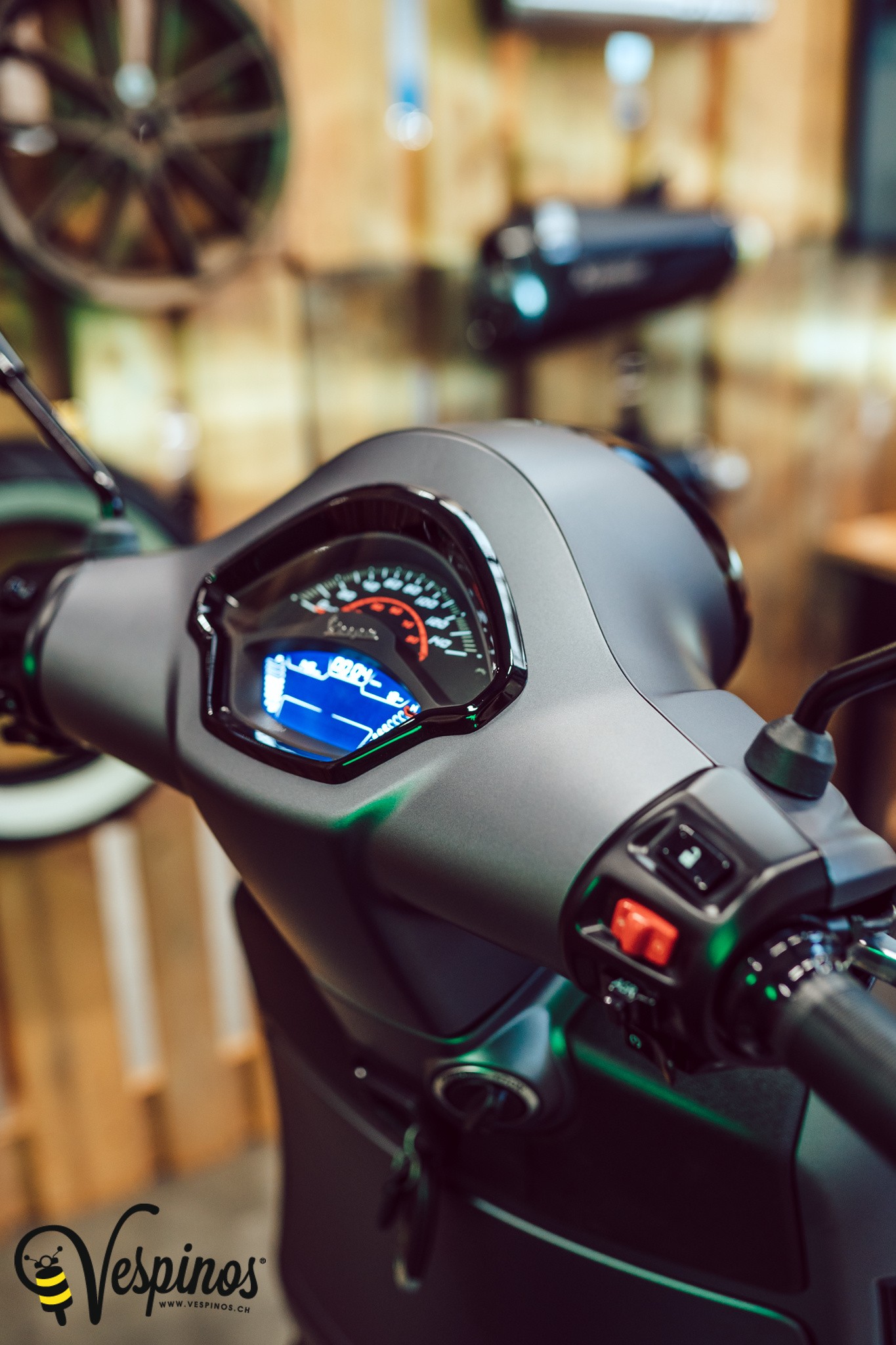 PIAGGIO Vespa GTS 125 Super Sport RST Euro 5+-image-2