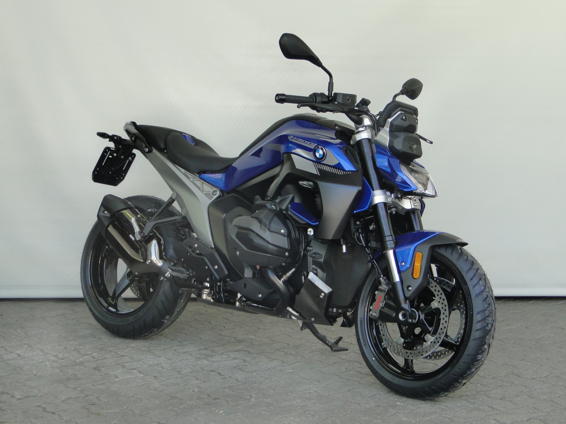BMW R 1300 R-image-2