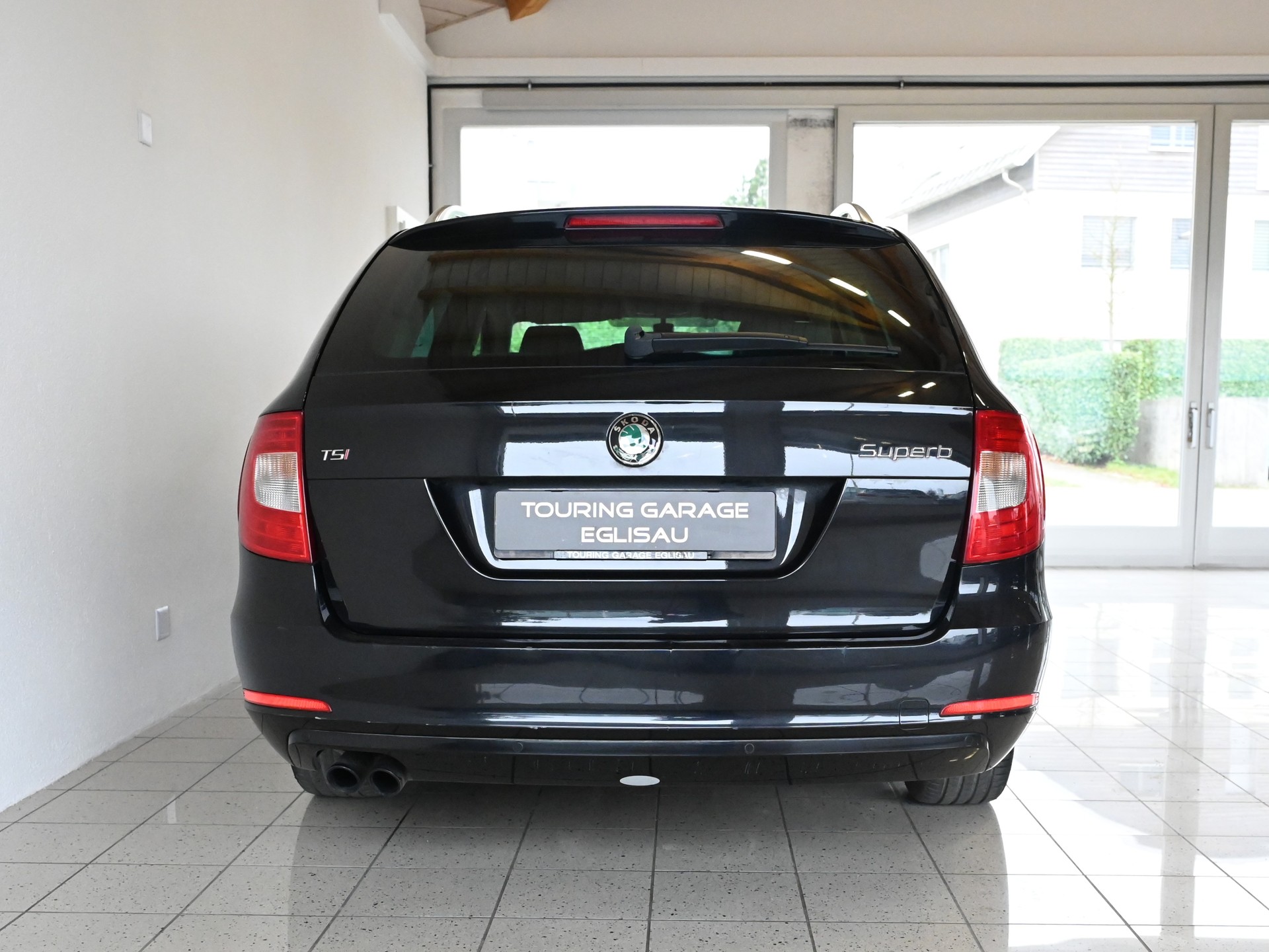 SKODA Superb Combi 1.8 TSI Elegance DSG-image-7