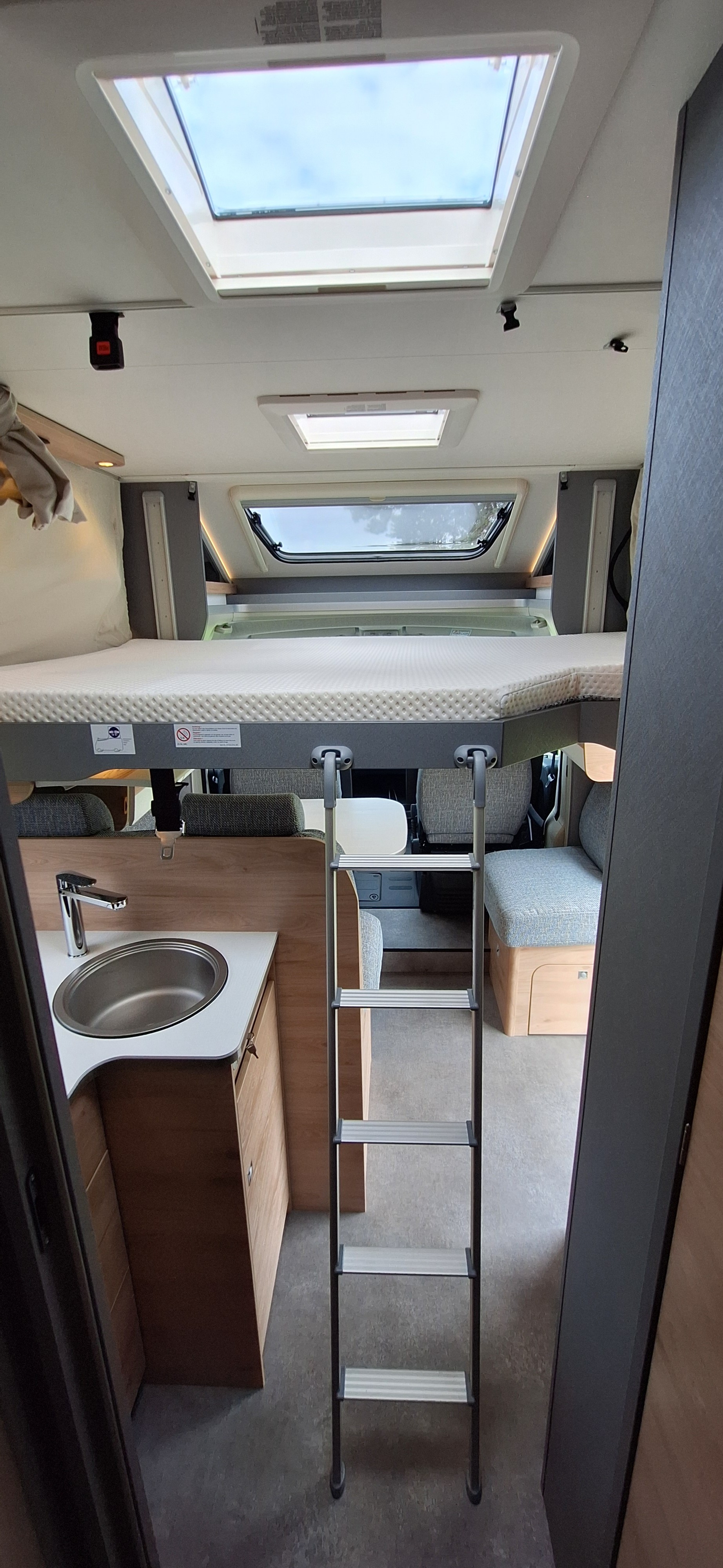 DETHLEFFS Just Camp T 7057 EB auf Opel Movano-image-16